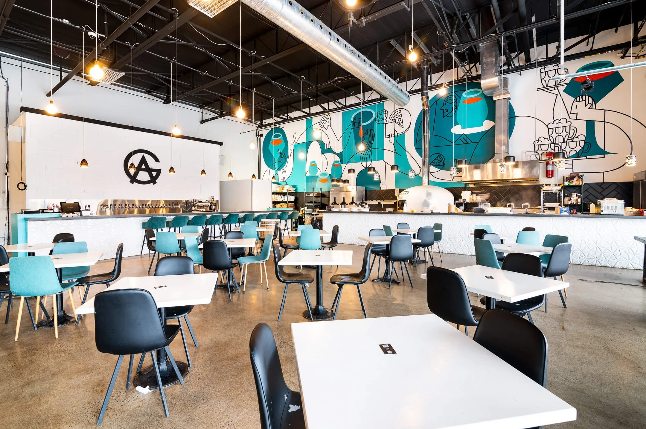amenagement interieur resto bar avant garde montreal (11).jpg