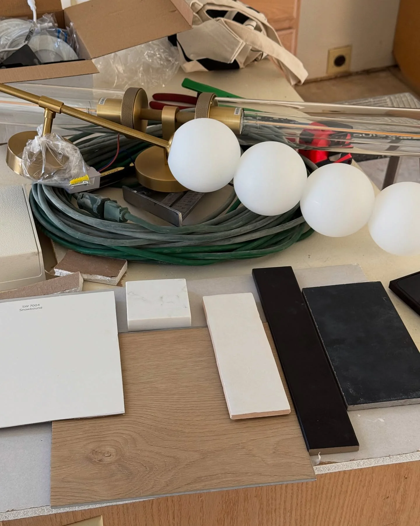 McLellan Rd Project.... A little chaos, a lot of planning, and a whole lot of love going into this one. ✨🖤🧱
Coming soon 🔜 

#sherwoodstudiointeriors #interiordesign #projectlove