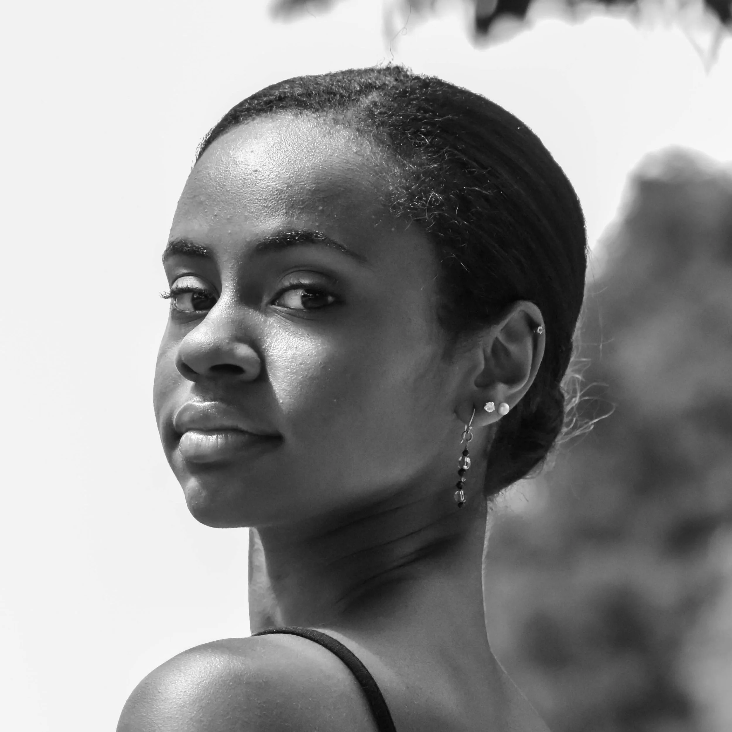 B&W Headshot Solange Rodrigues