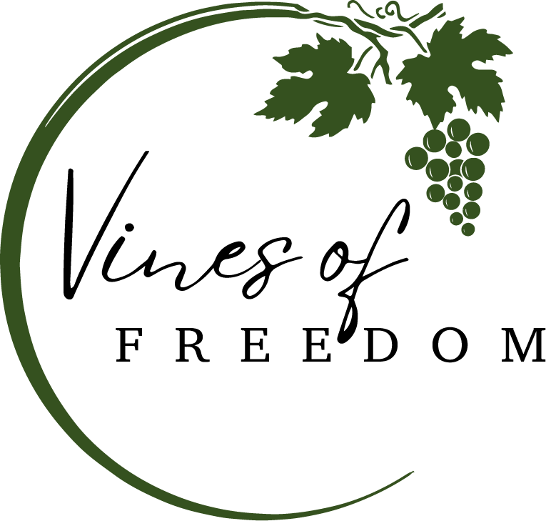 vines of freedom logo