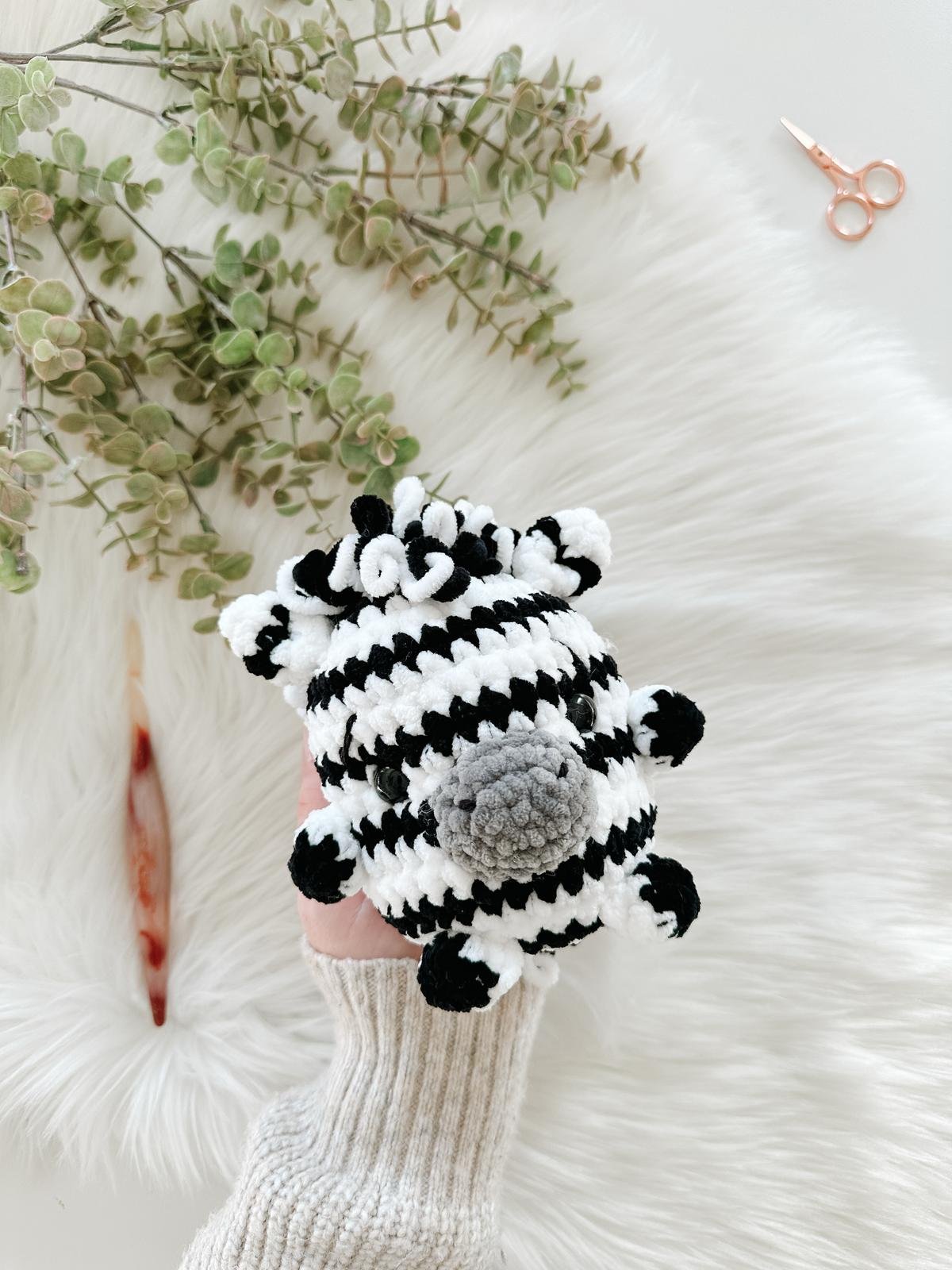 Ziggy Zebra CROCHET PATTERN