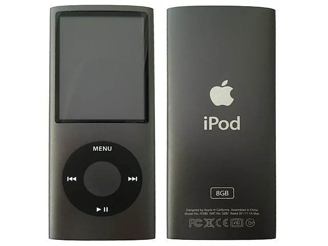 640px-IPod_Nano_4G_black.jpg