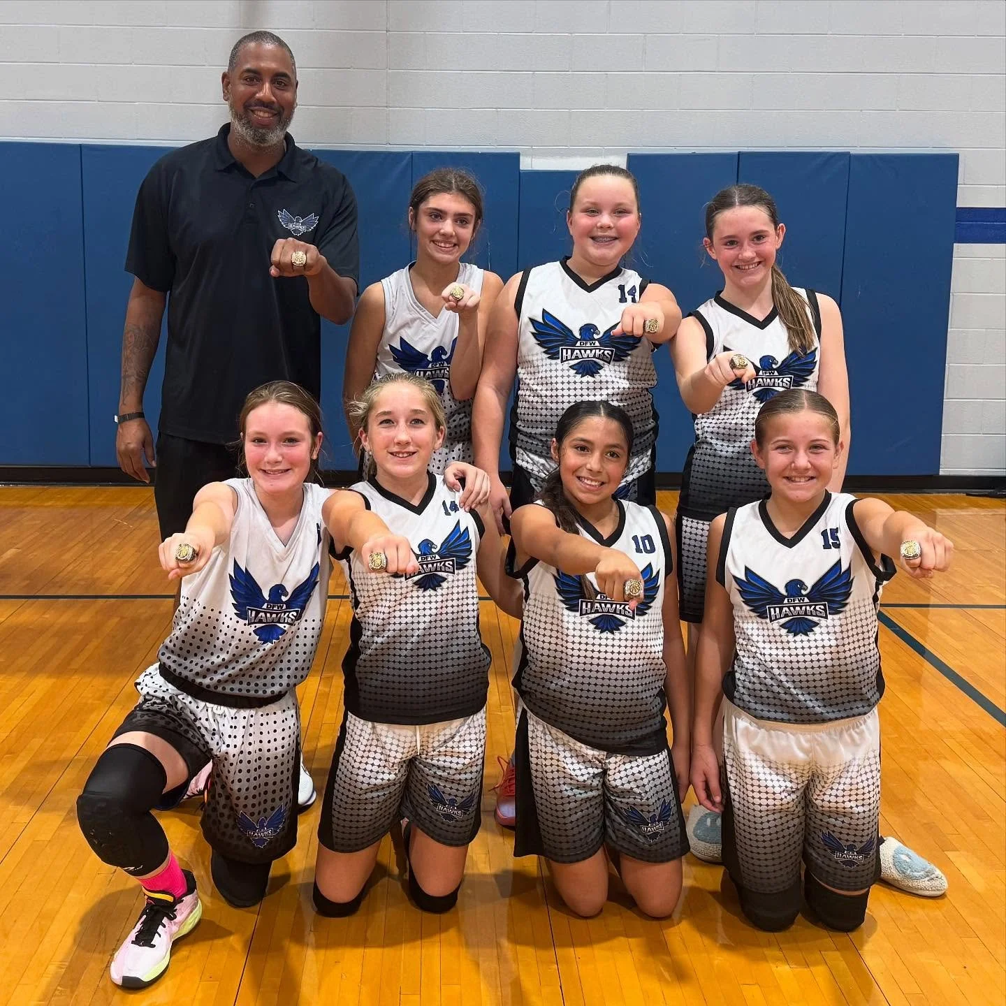 💍 SZN ‼️‼️ 

Congrats DFW Hawks 2032 CHAMPIONS at Tx Gym Rats Fall Series. Teamwork, ball movement, and defensive pressure was on point, great job girls! #HawksFam #HardWorkAintEz