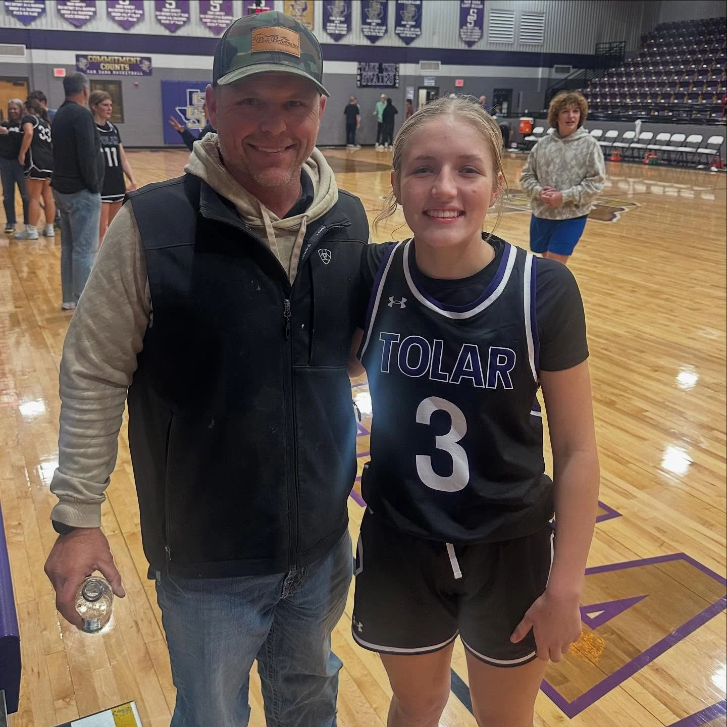 2029 SG Macy Price had a coming out party last night!! She finished with 21 points and a game high SIX 3 pointers in a road win vs #4 2A San Saba. Way to go Macy! #HawksFam 📈 🚀 🐍