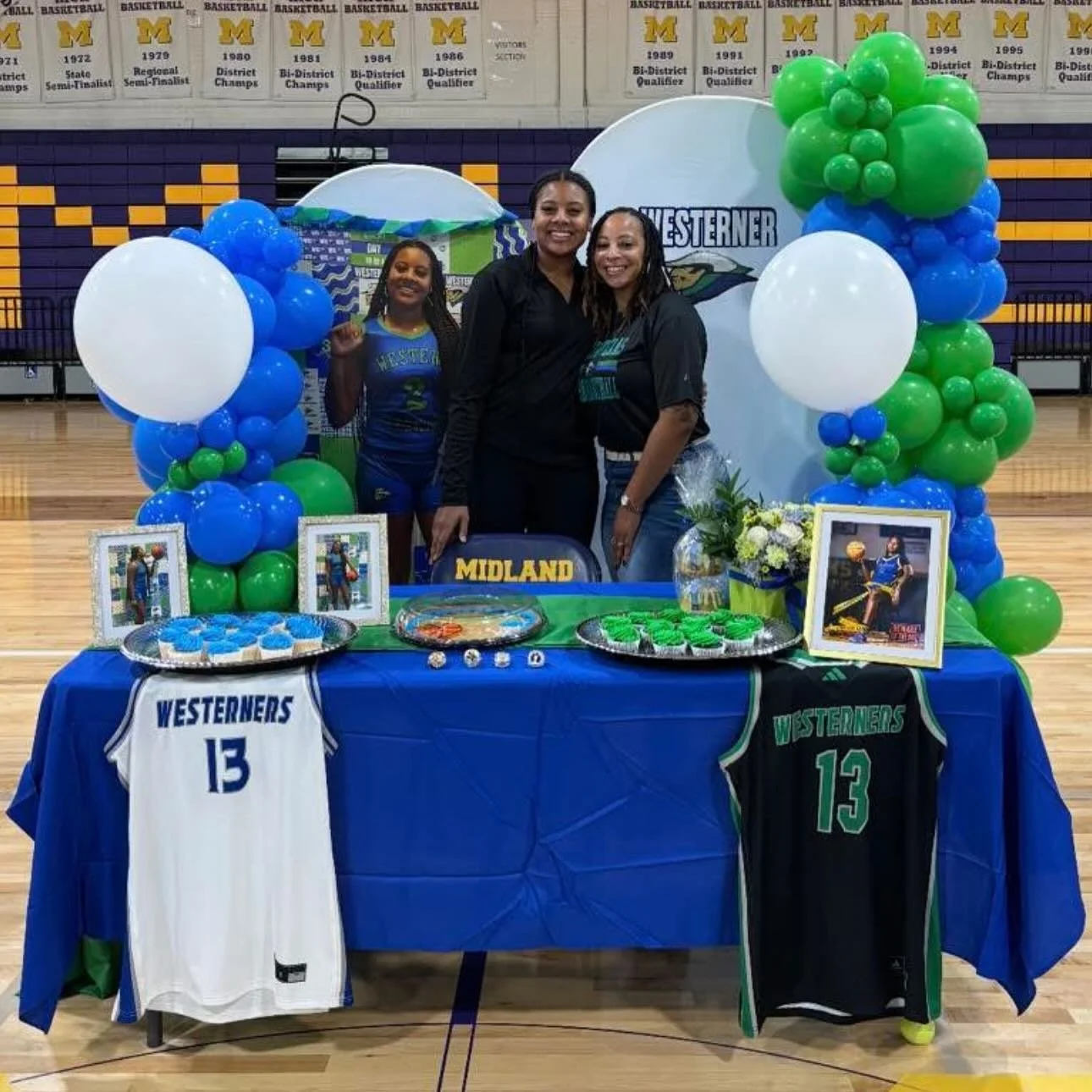 CONGRATS Kayden Young on her commitment to Western Texas College!! What an amazing opportunity for you to further your athletic and academic career, you earned it and deserve nothing but the best! #HawksFam #HardWorkAintEz