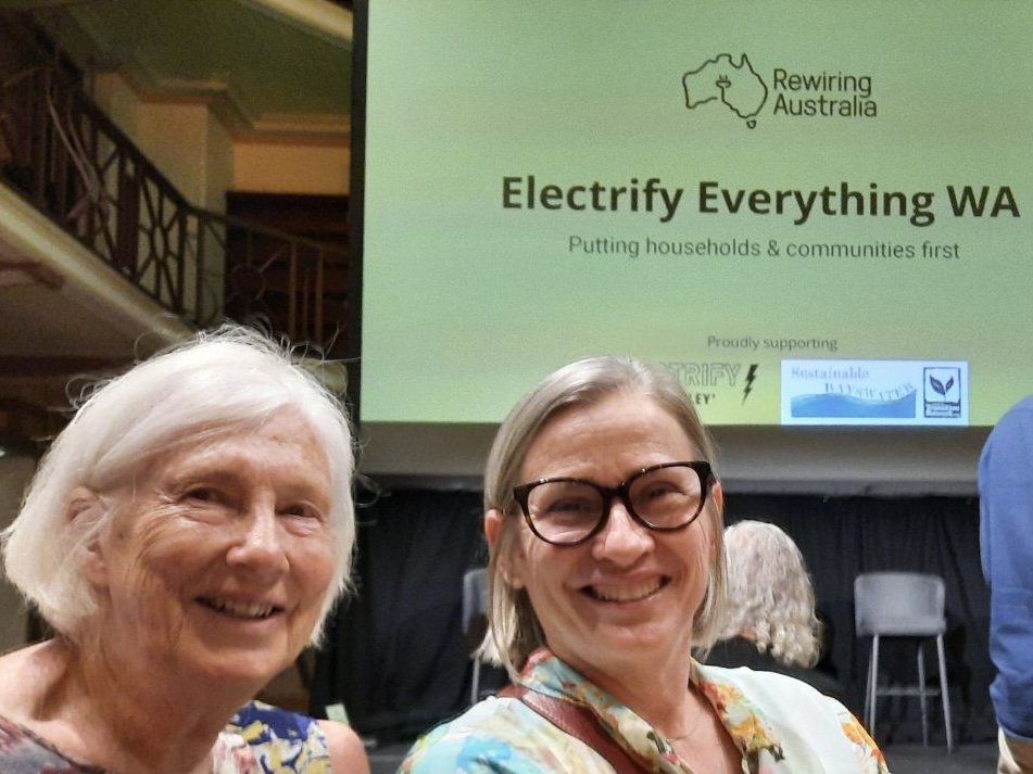 Dr. Saul Griffith's impactful work is capturing the attention of our community! As a former key adviser, he designed groundbreaking US legislation securing $369bn for clean energy initiatives. Now, with @rewiringaustralia, he's tackling the climate c