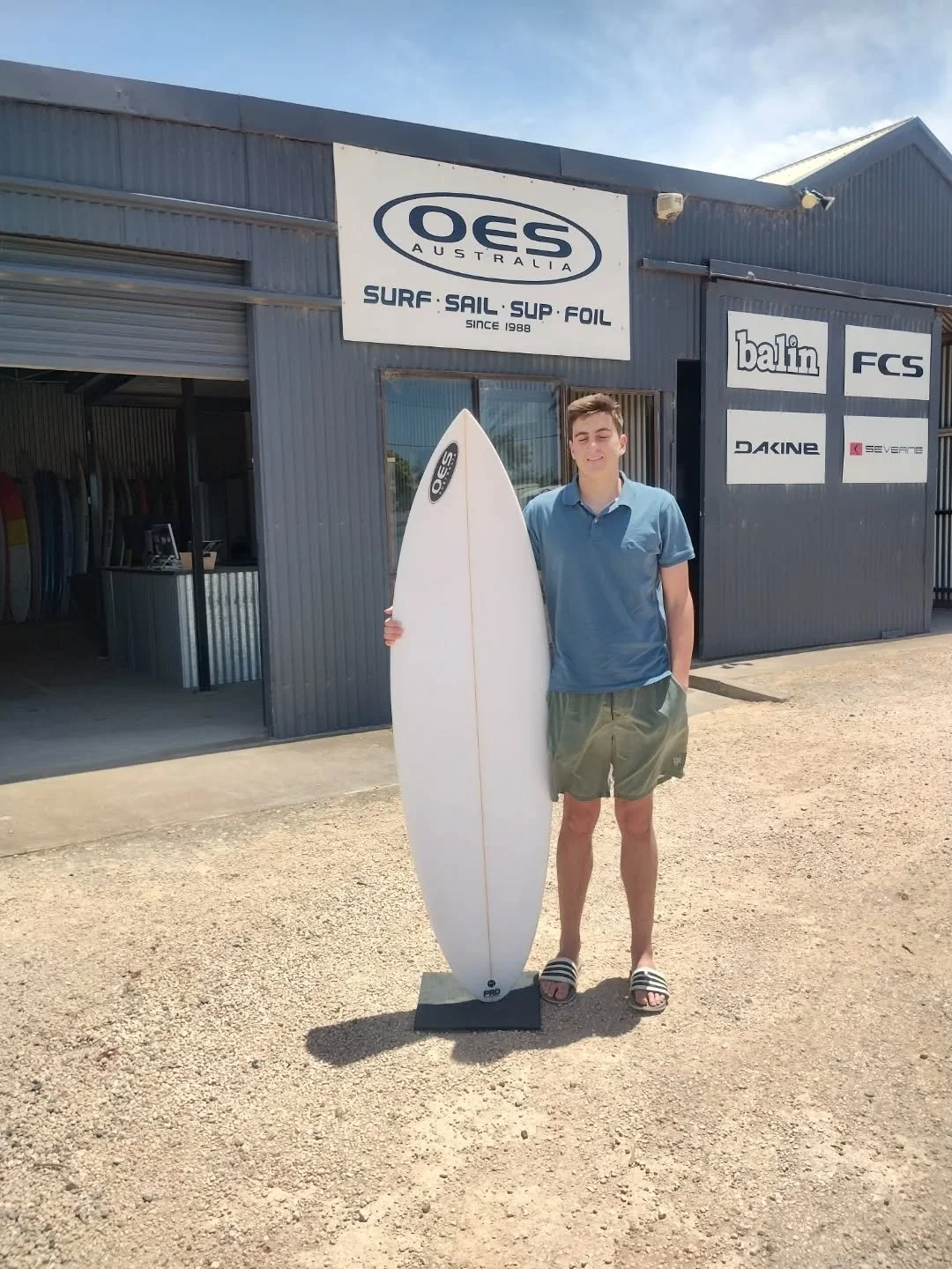 A new custom #oesaustralia  for Mack
PU/Ploy Nightstalker shortboard
Boards dimensions 
6'2&quot; X 20.5&quot;X 32.4L