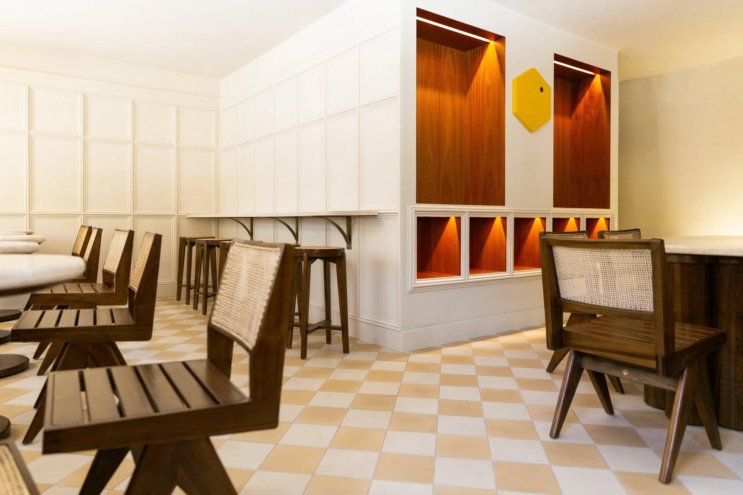 Brown Bee Coffee Interior