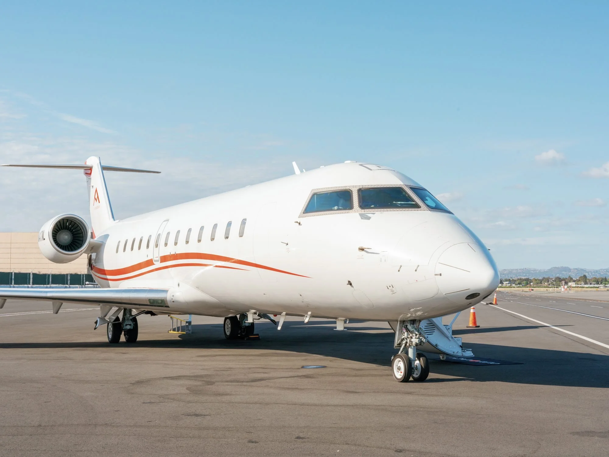 bl-home-07-private-jet.jpg