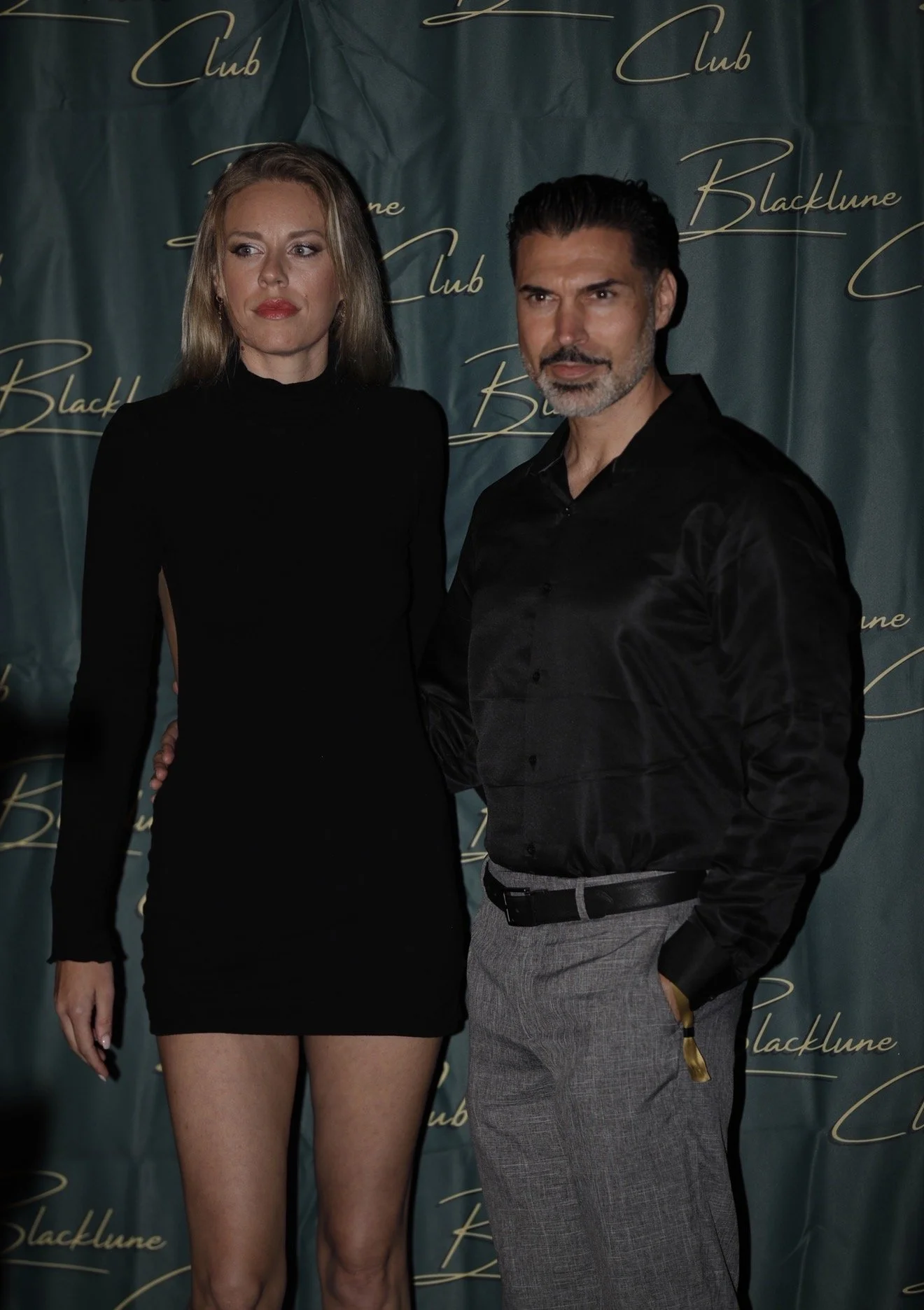 07-couple-step-repeat.jpg
