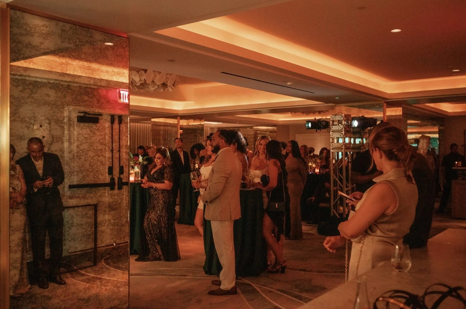 bl-home-01-inside-the-room-ballroom.jpg