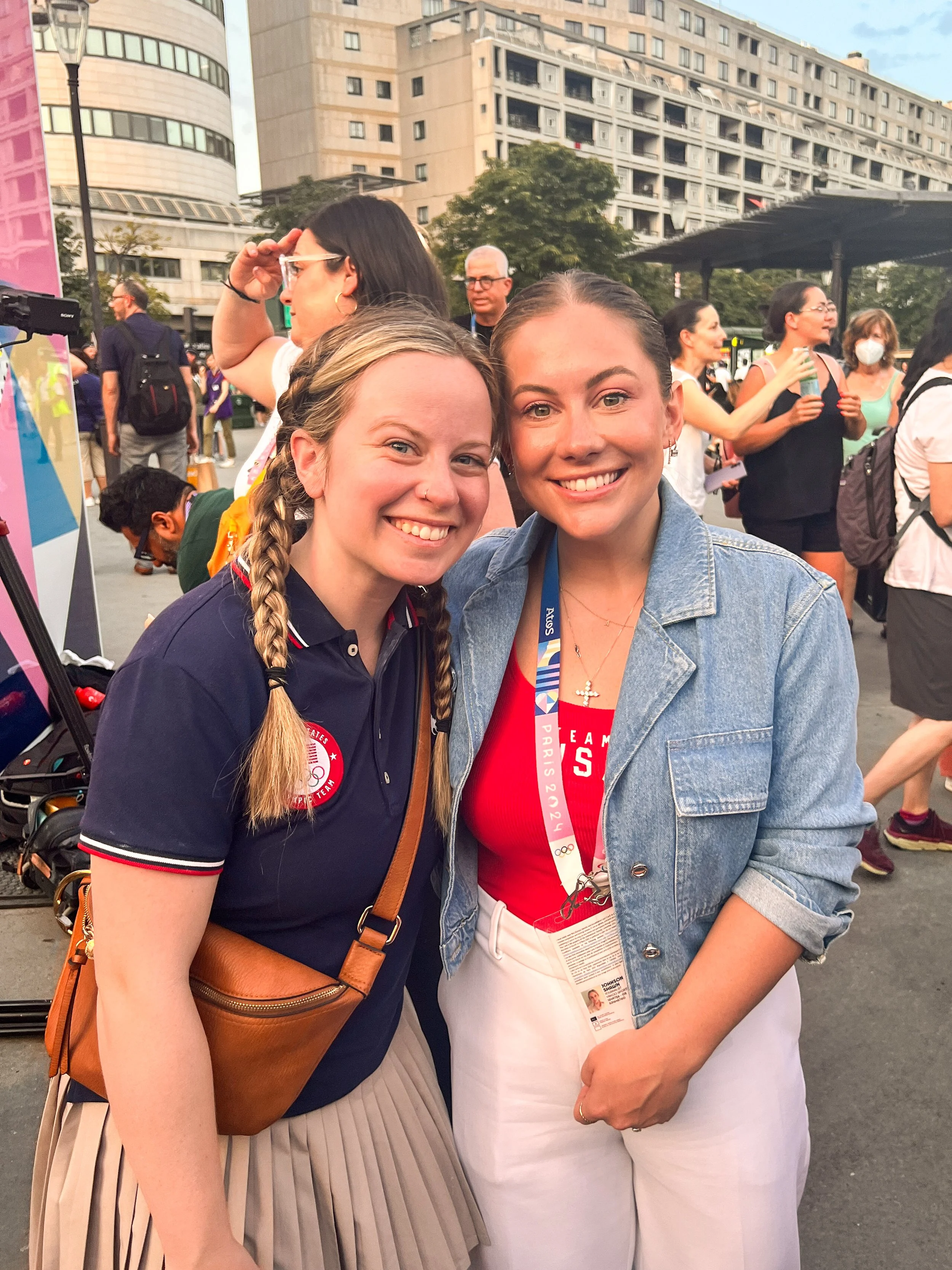 Meeting Shawn Johnson outside the Women's Gymnastics Team Final