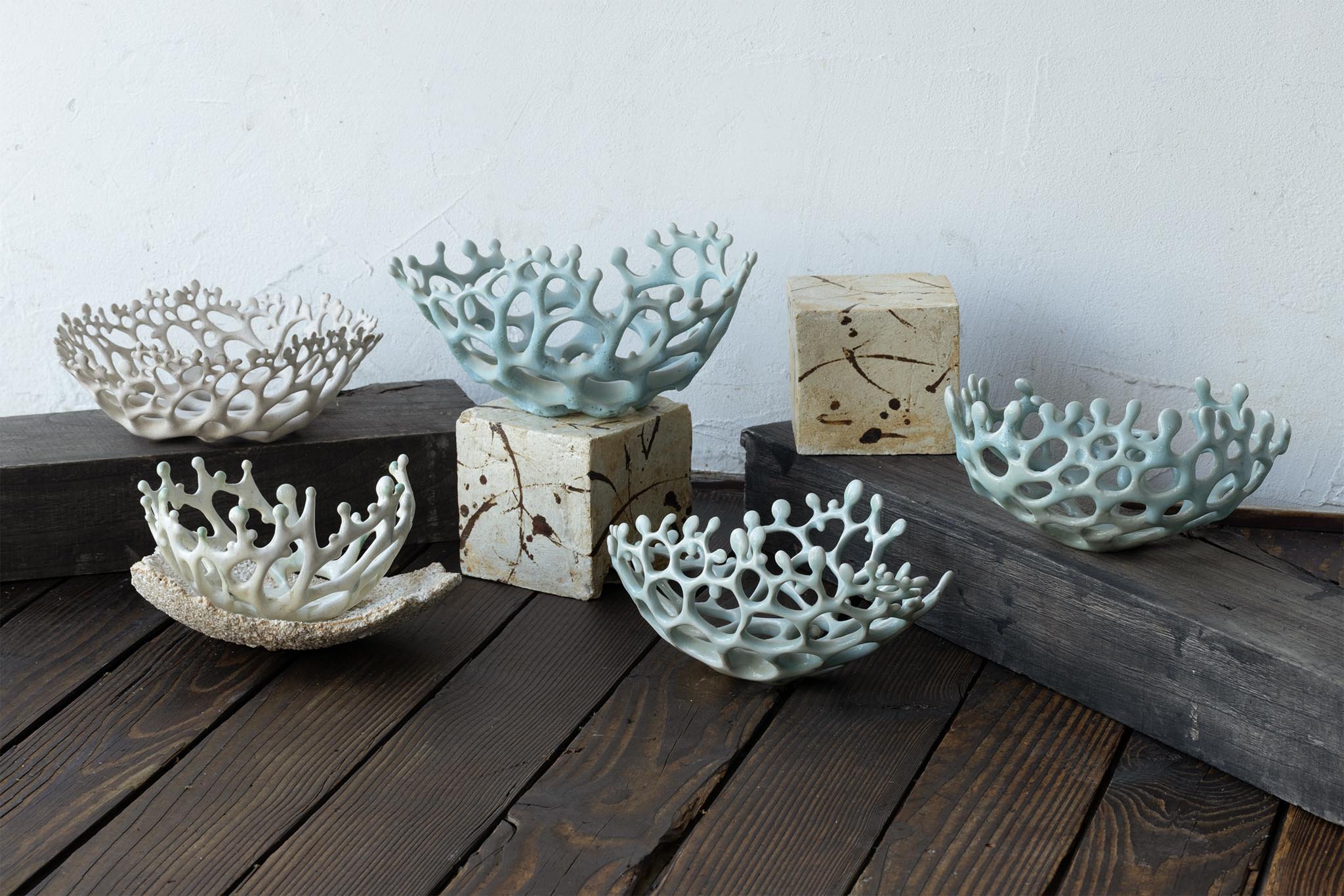 陶庫l益子の陶器ギャラリー】 — 「由良りえこ展 -水の化石-」が始まり