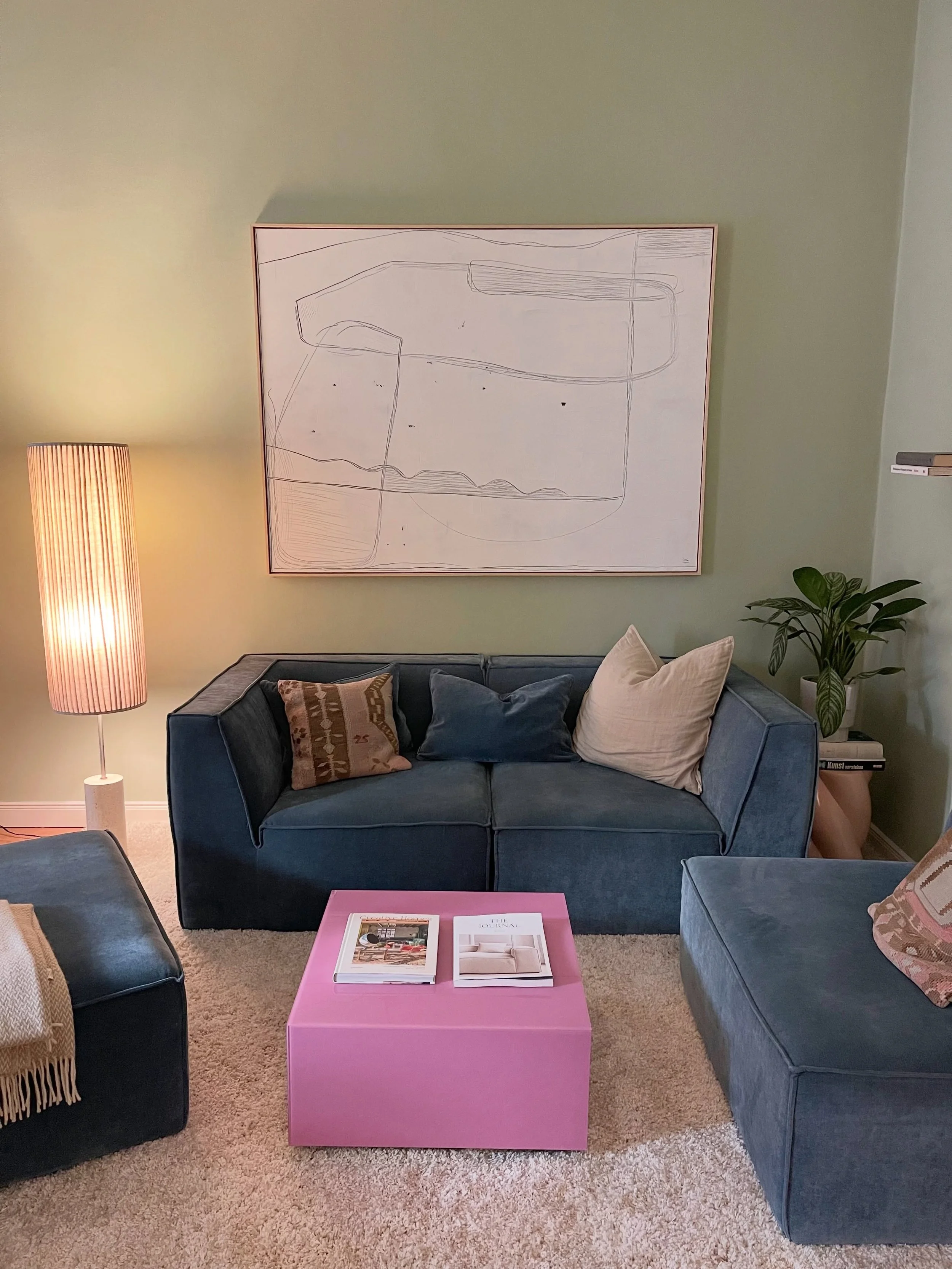Thinking of turning this pink situation into a brown one, what do we think? 💗 or 🤎?

The second and the last image are AI-generated, but it was created after getting some wonderful help from @imen.interior.design ✨ She had such beautiful ideas for 
