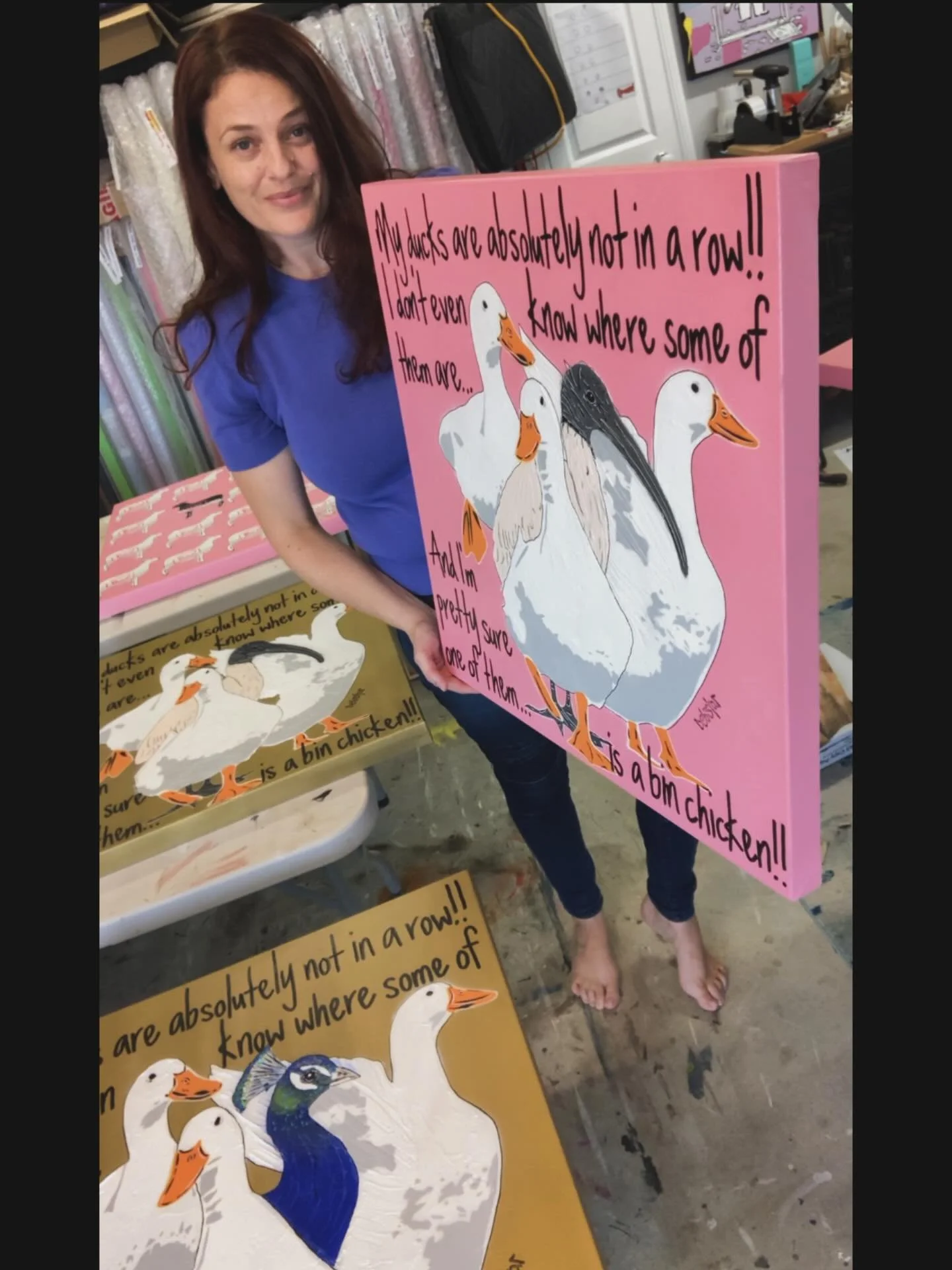 🦆🐦&zwj;⬛🐑I love these cuties! They always make me smile! 😊 And I&rsquo;ve added a couple of new birds to my ducks in a row! 👀❤️Just finished clear coating a few new paintings!!
#colourtherapy #popart #ducksinarow #animalart #birdart