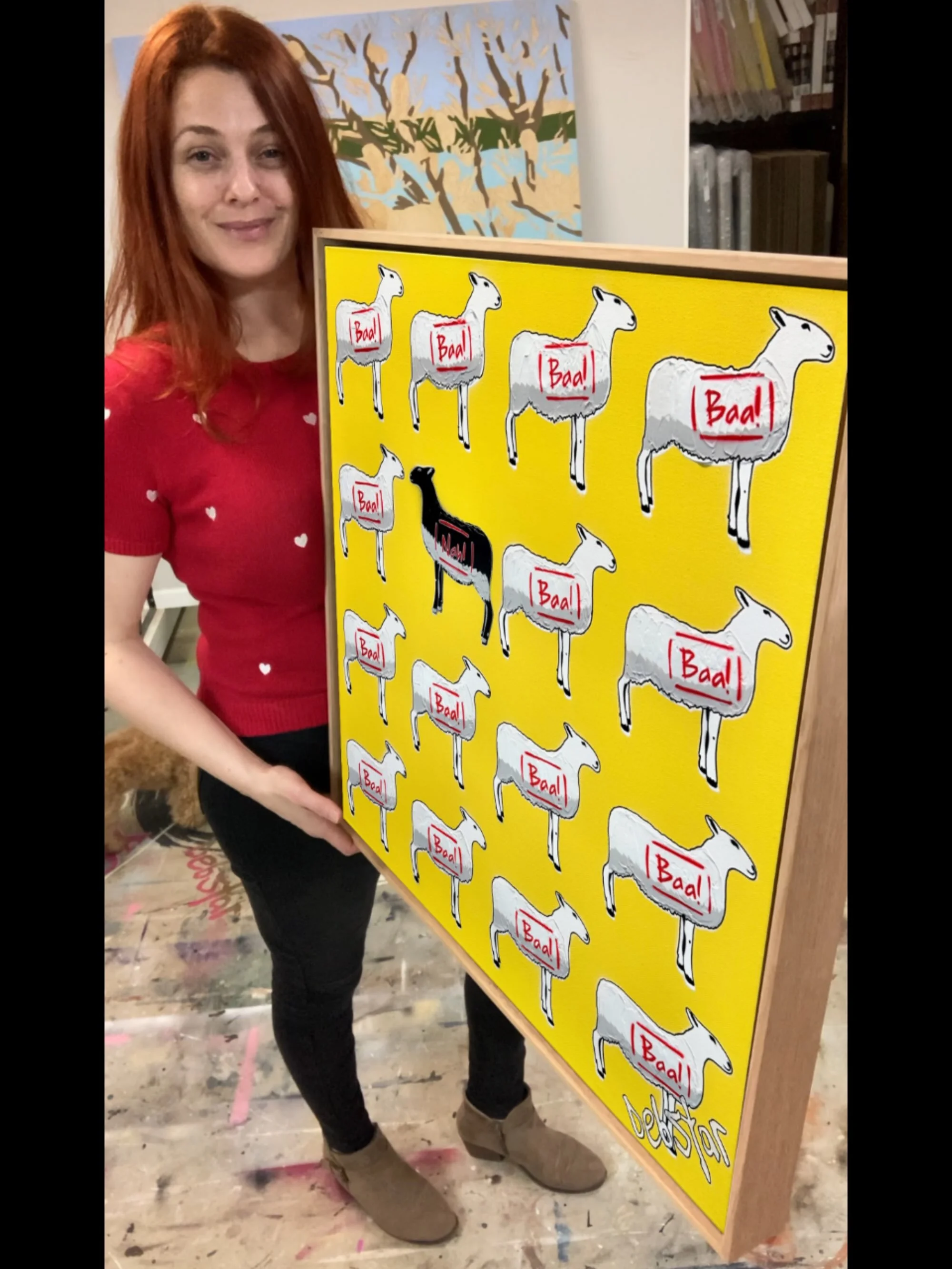 💃Yay!! A great start to the Melbourne Affordable Art Fair!! with my fabulous Art Gallery @aspiregallery 💕🌸The Black Sheep Yellow has sold! 🖤🐑💛Thanks to my awesome new collector!👏😊
❤️If you&rsquo;re around tomorrow or over the weekend, pop by 