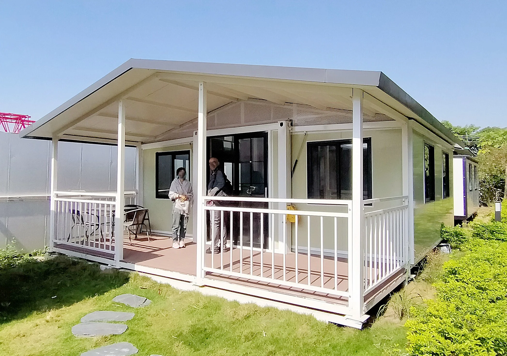 joy exterior3.jpg