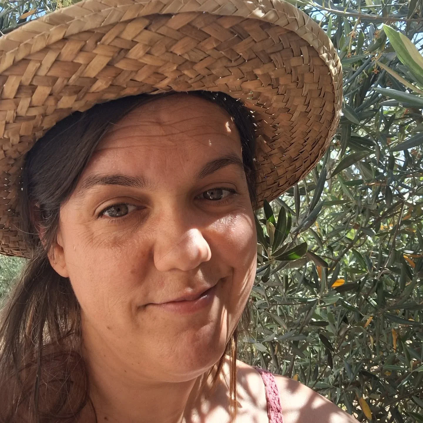 JUNIO 2025

🎂 Celebrar mi cumple durante 2 semanas

🌻 Terminar de sacar semilla de la huerta de invierno (habas, guisantes, espinacas, acelgas...)

🐀 Buscar estrategias para que los topillos no me arruinen la huerta

🌸 Cosechar y secar Flor de Pa