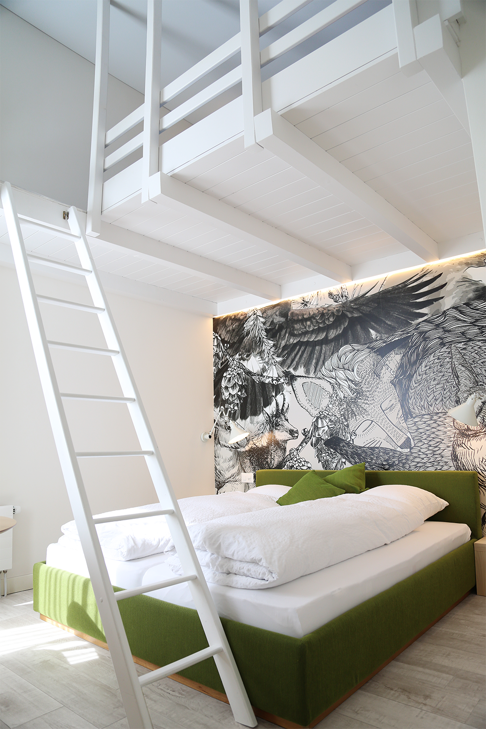 Hotel Flaschen Albinen Room N°10.1 Rossana Mingrone .png