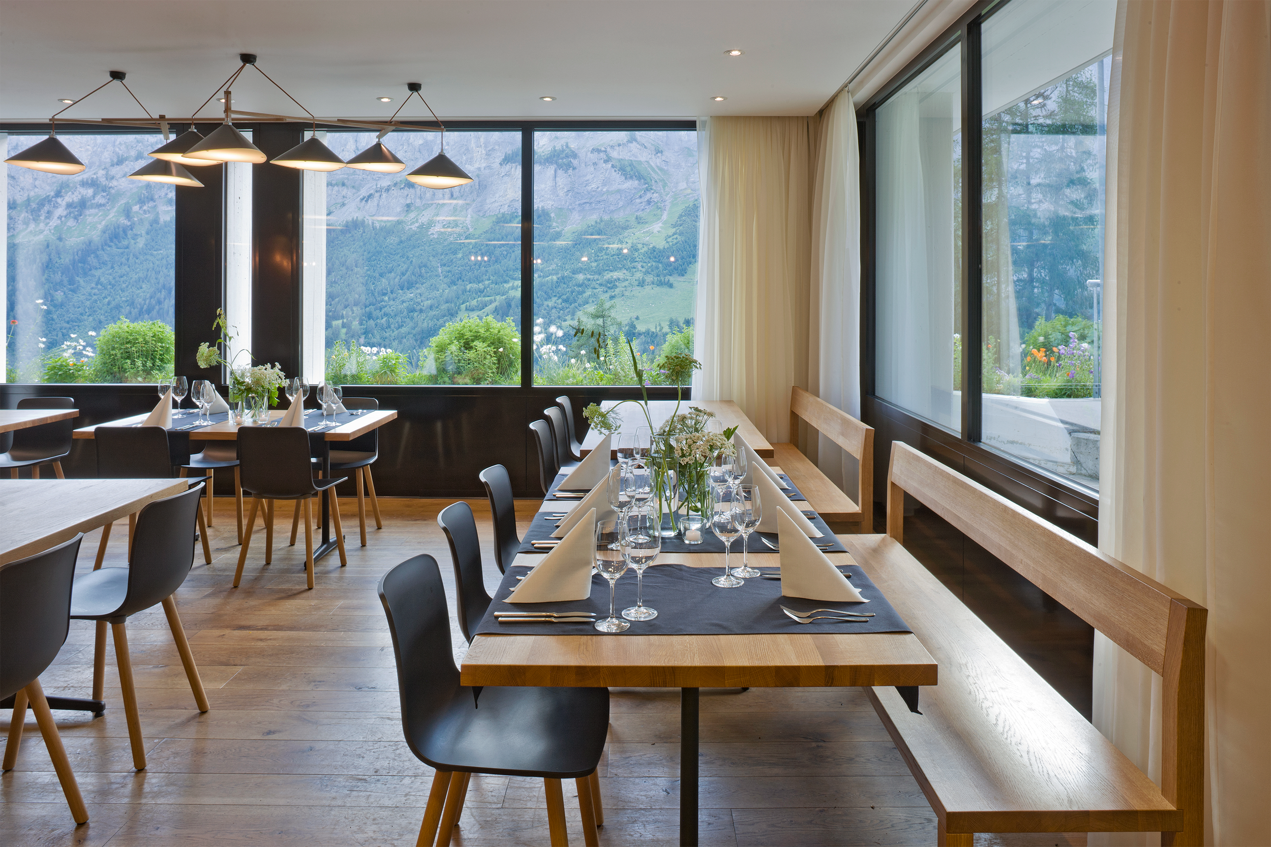 Restaurant Flaschen N°8 Rossana Mingrone.png