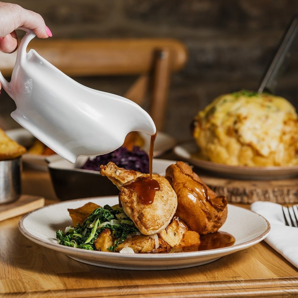 Back to work on Monday? Let us treat you to a Sunday Lunch that will take those Sunday Scaries away 🍽

Sundays are all about great food, good company, and a relaxed atmosphere &mdash; and we&rsquo;ve got all three.

Tables fill fast, so be sure to b