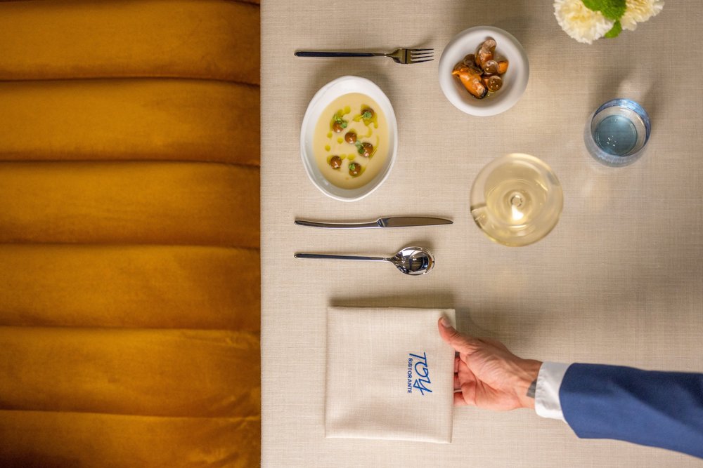 TOY Ristorante, NOMADA HOUSE