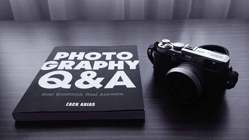 ZACK ARIAS PHOTOGRAPHY Q&A BOOK