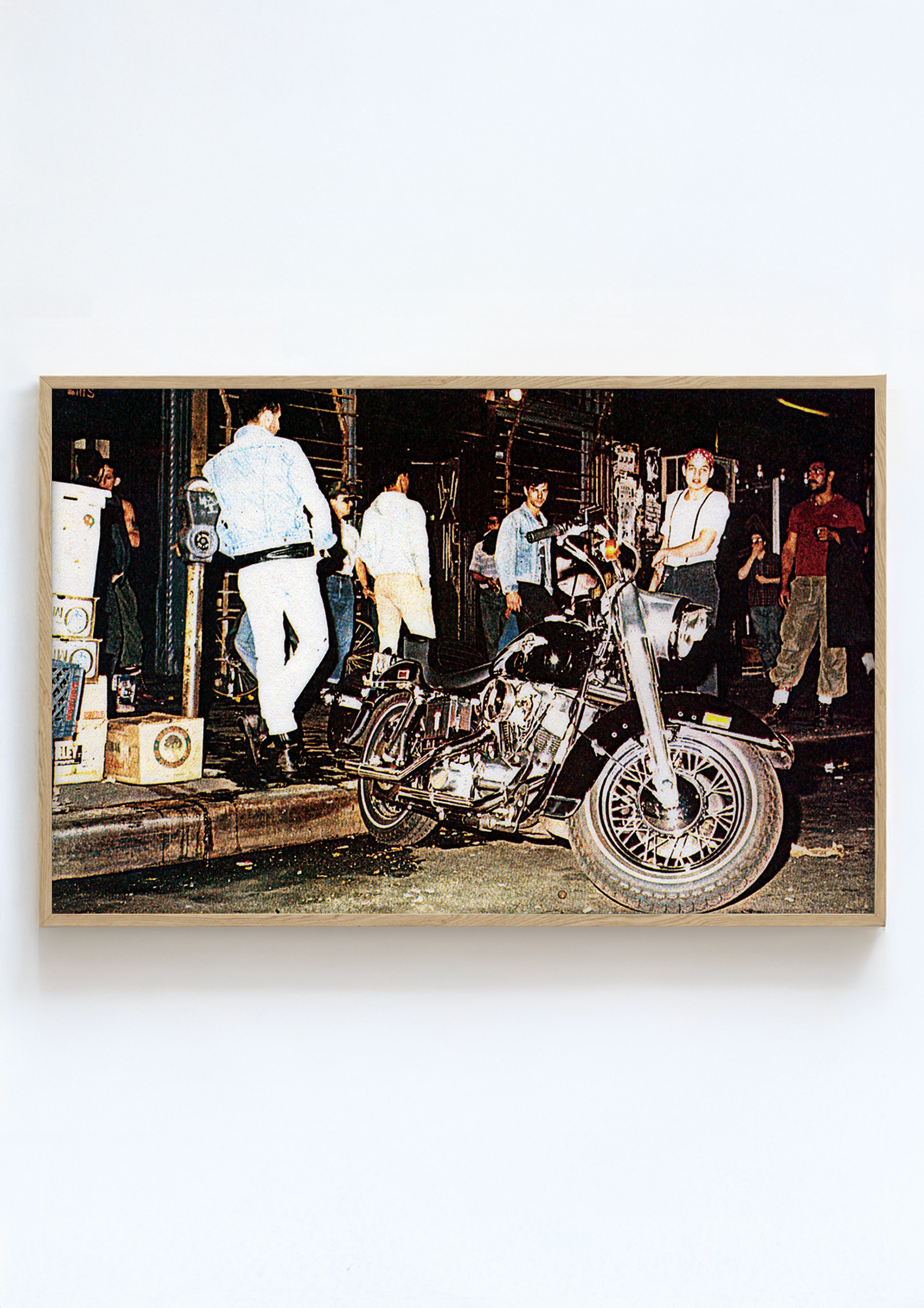 «Pyramid Club» av Jan Walaker