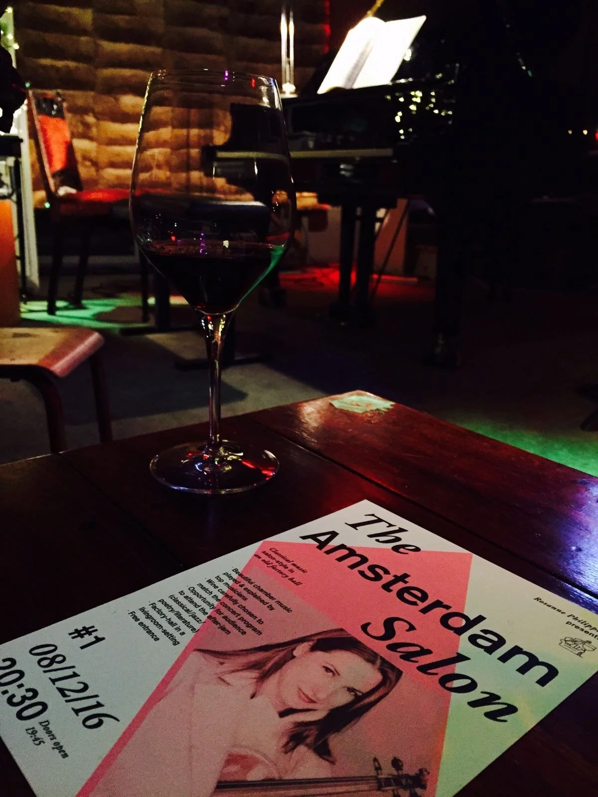 flyer + impressie.JPG