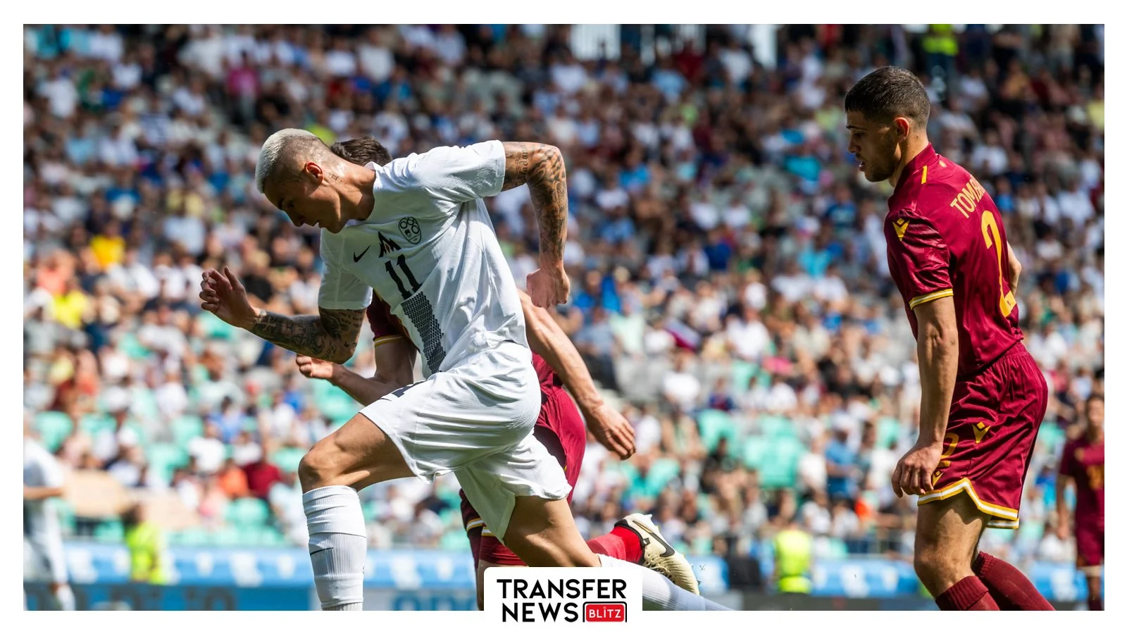 Benjamin Sesko in action for the Slovenian national team.