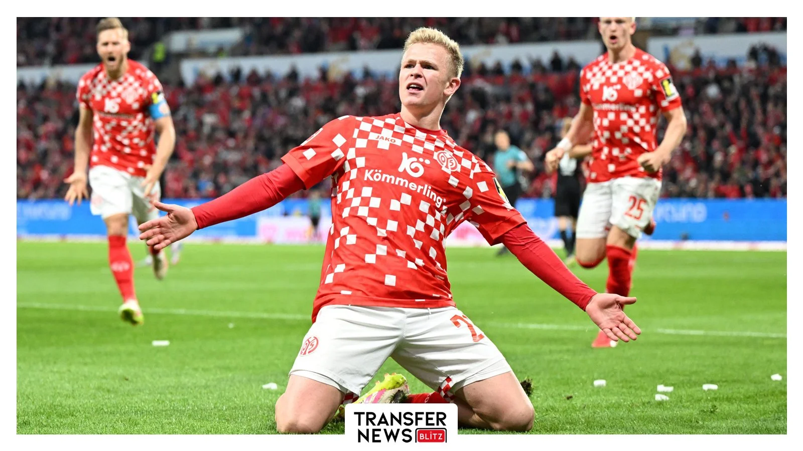 Jonathan Burkardt celebrates a goal for Mainz.