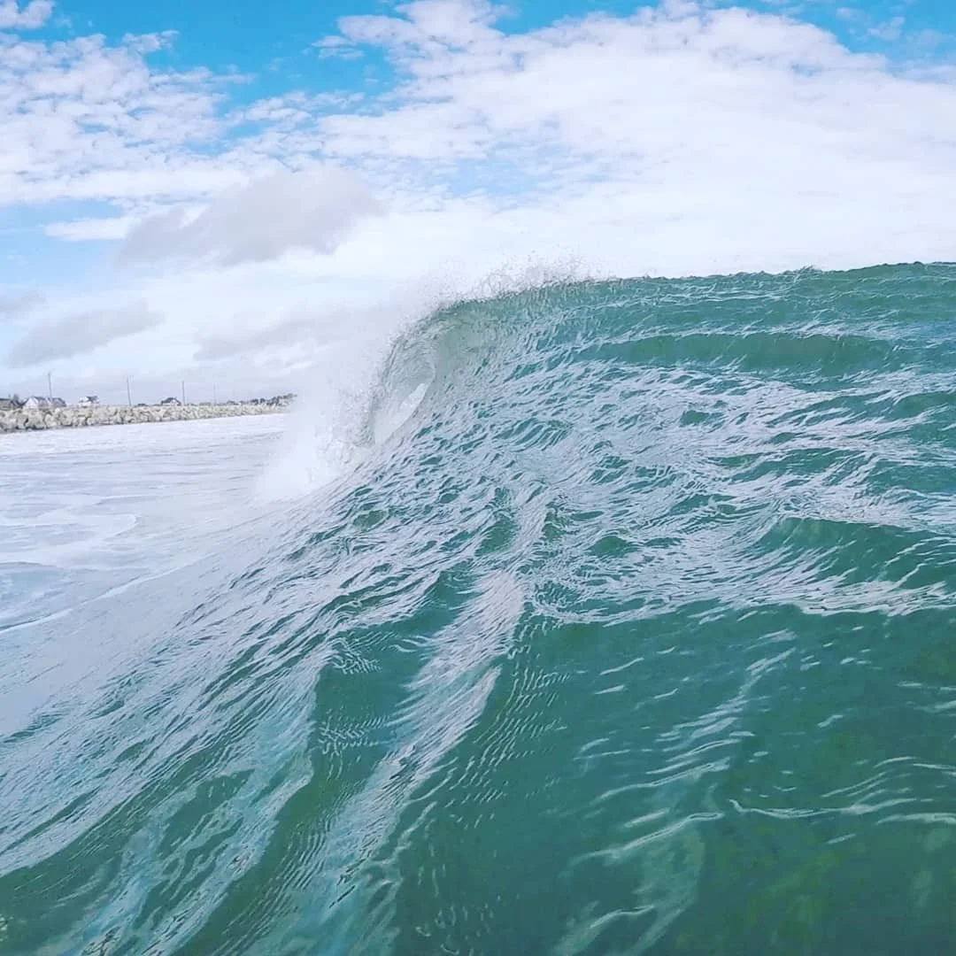 breaking wave close-up.jpg