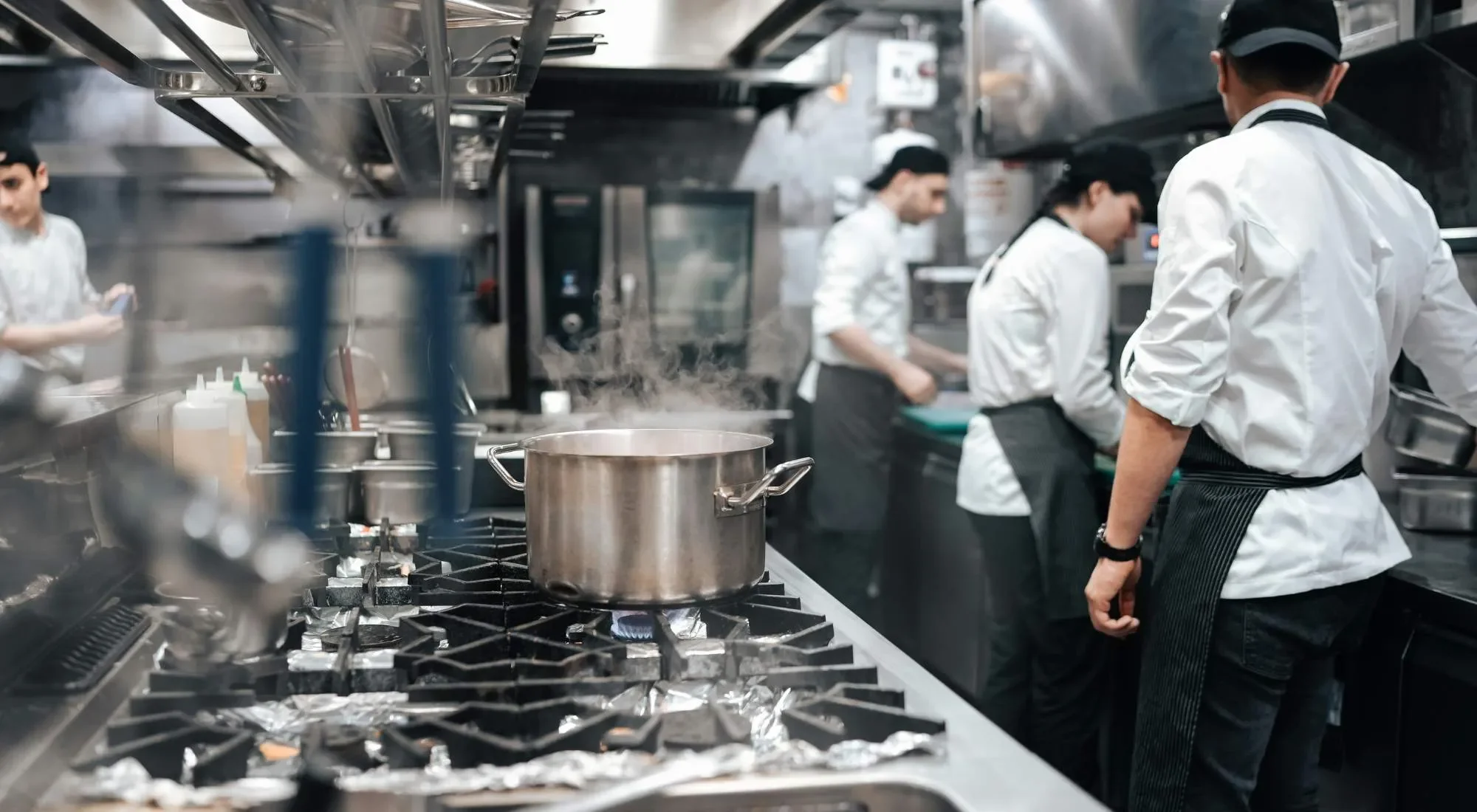challenges faced by small businesses in food industry restaurants