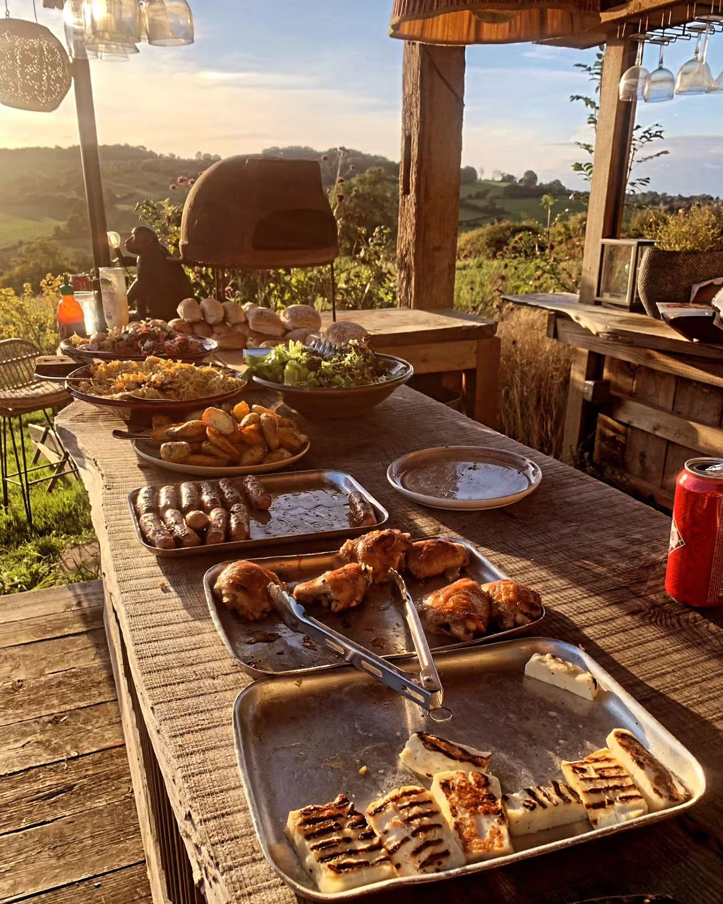WHAT A BOOKING ❤️

Big shoutout to @invictusprofessionalcleaning for booking , and a huge happy 40th to Brendan , we had chef Darren out at this  beautiful venue banging out a stunning BBQ. The vibes looked immaculate,  thanks @jodylflower for bookin