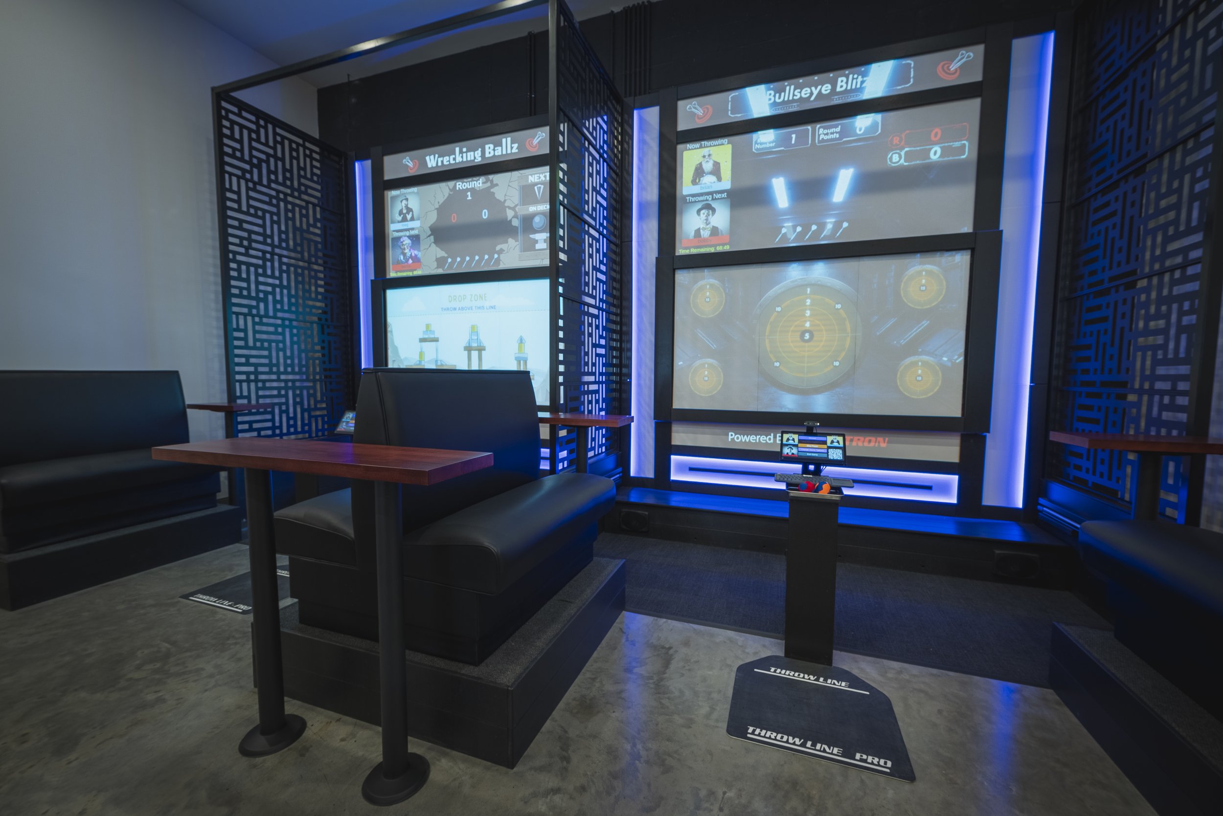 Wesco_ArchitectureShoot_CenterBar_8.jpg