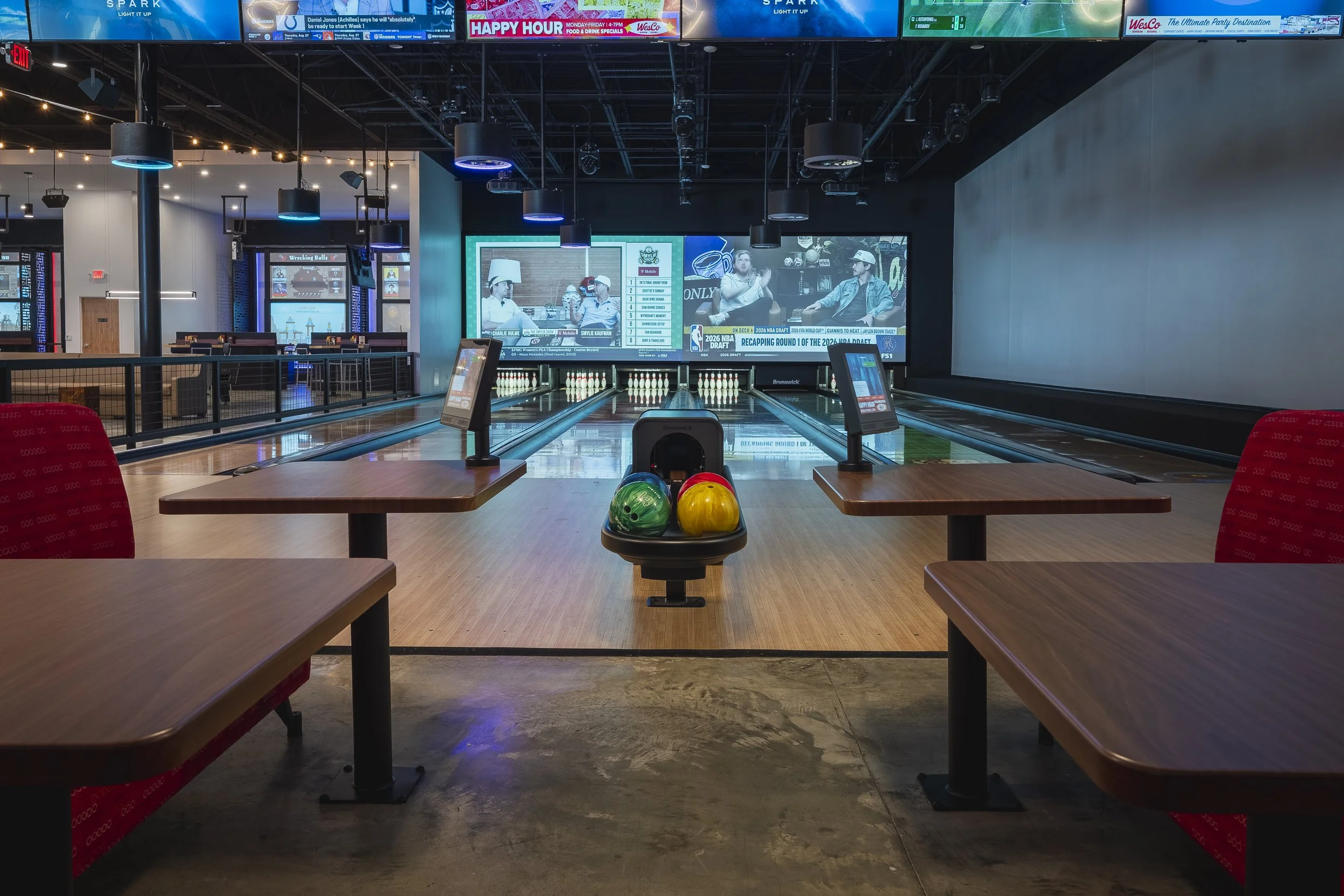 Wesco_ArchitectureShoot_Bowling_2.jpg