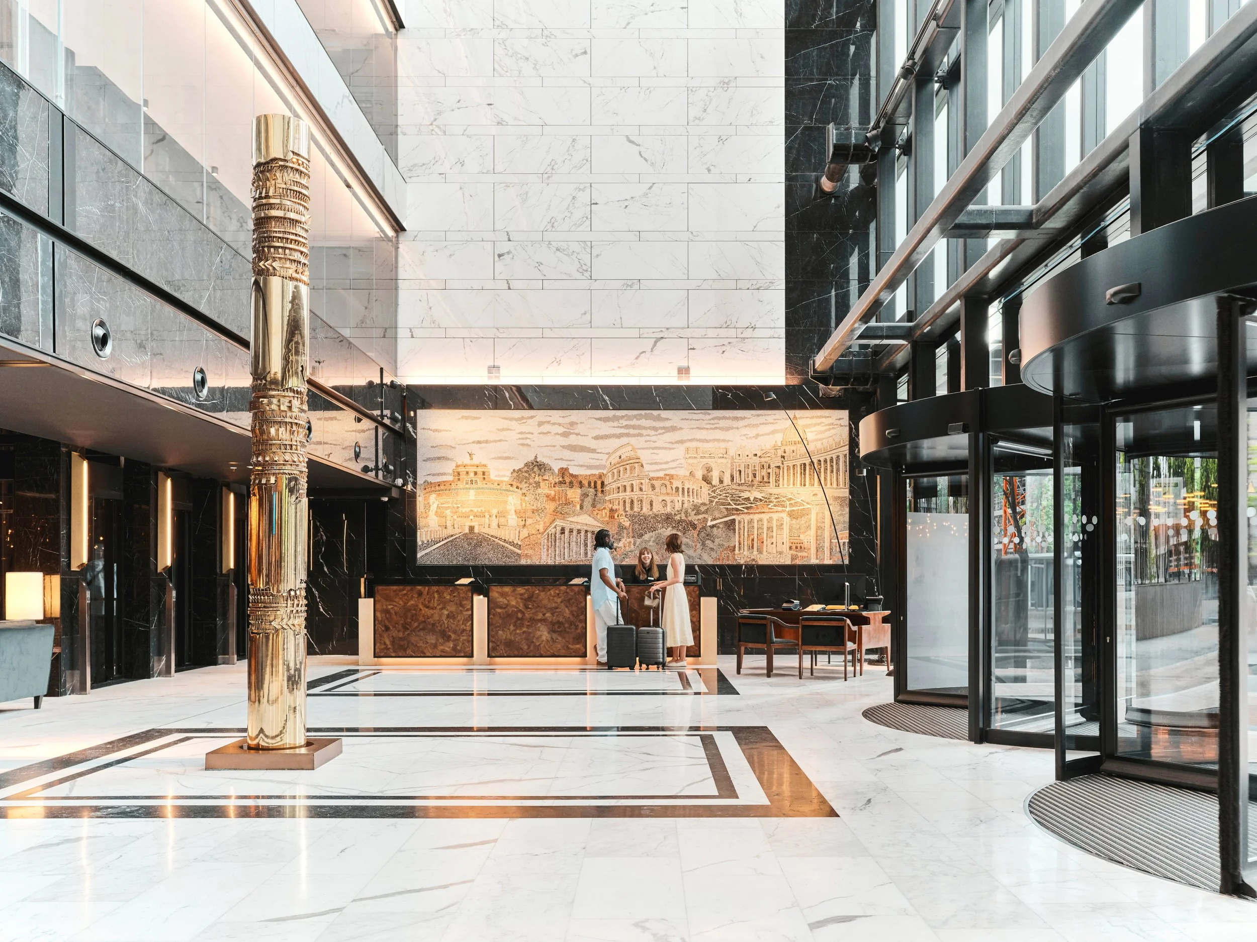240507_SOT_EurLaLama_Lobby_031.jpg