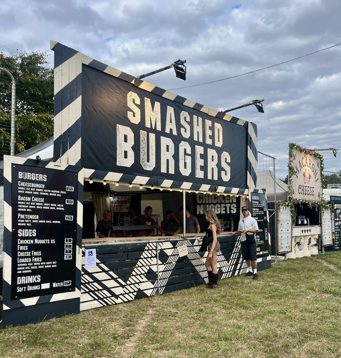 Smashburgers and Holy Moly Macaroni at Creamfields 2025