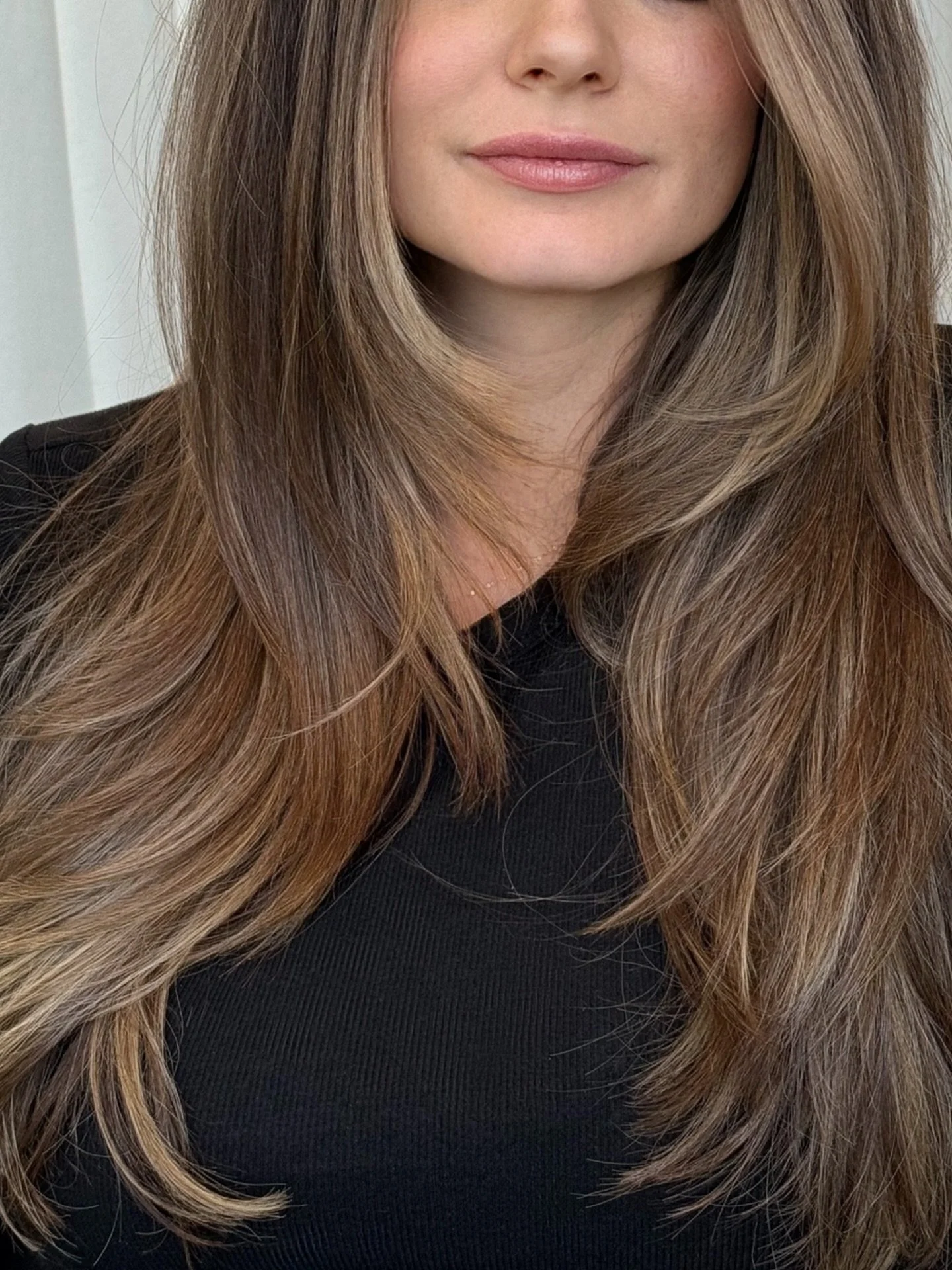 To the girls who gave into their brunette era!

Blonding looks different in today&rsquo;s world. You don&rsquo;t have to go super light this time. Natural, dimensional results are still a statement, and I&rsquo;m here to guide you through the process