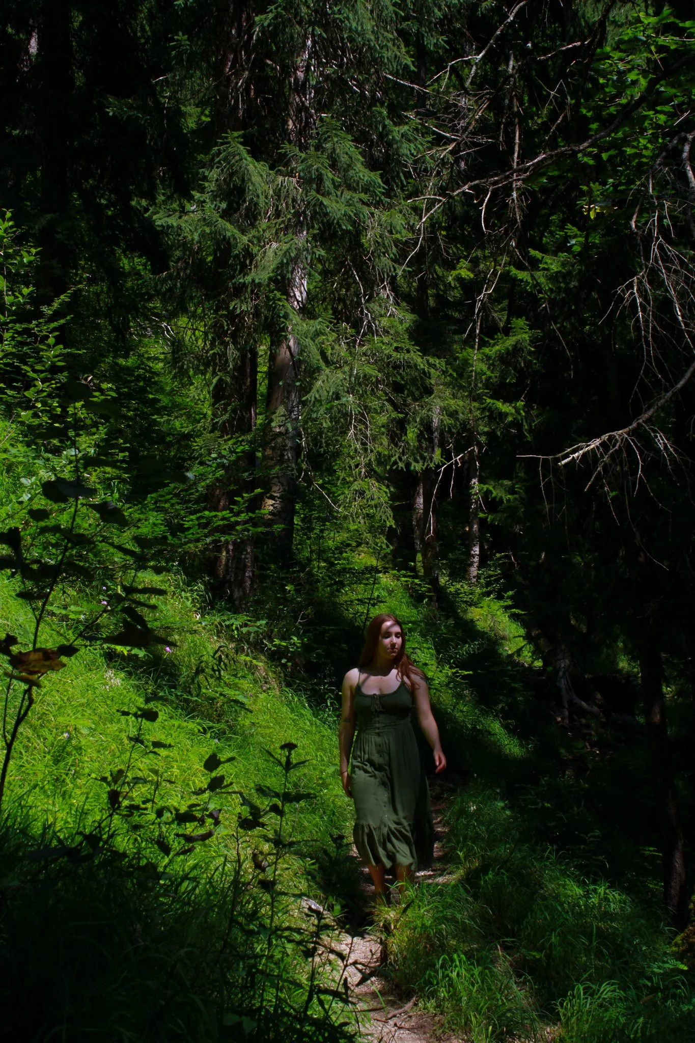 Sophie in Forest before playing around.jpg