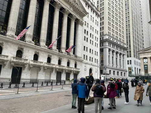 Foundations of a Metropolis: The Multicultural History of Early New York