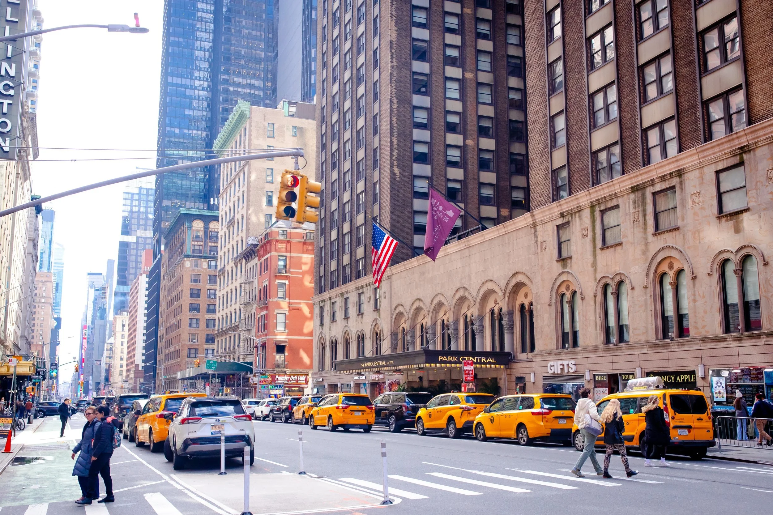 shutterstock_2649137581 (1).jpg