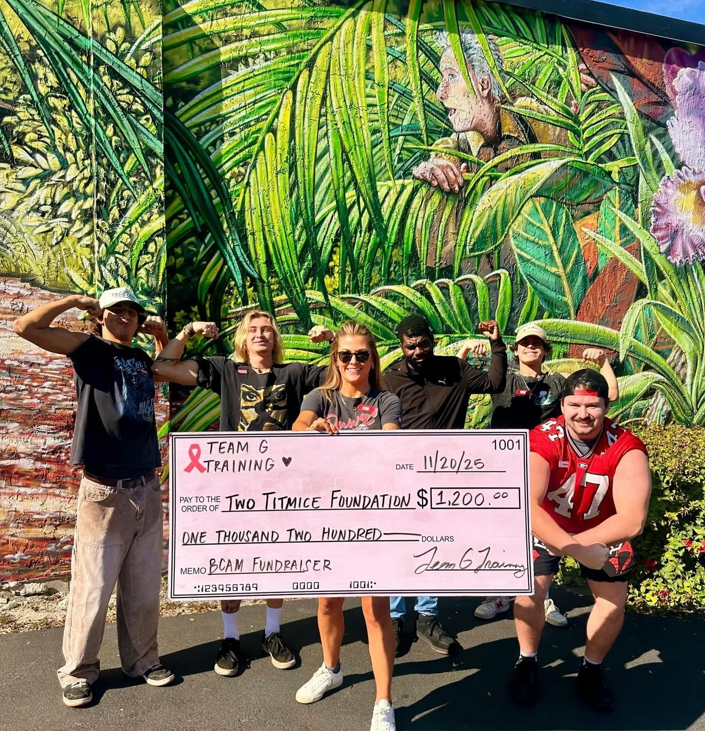 Huge thank you to Team G Training for raising $1,200 for the Two Titmice Foundation through their Breast Cancer Awareness Month shirt sales! 💕💕💕

Team G Training is a Jax Beach-based business offering 1-on-1 fitness coaching and online coaching.

