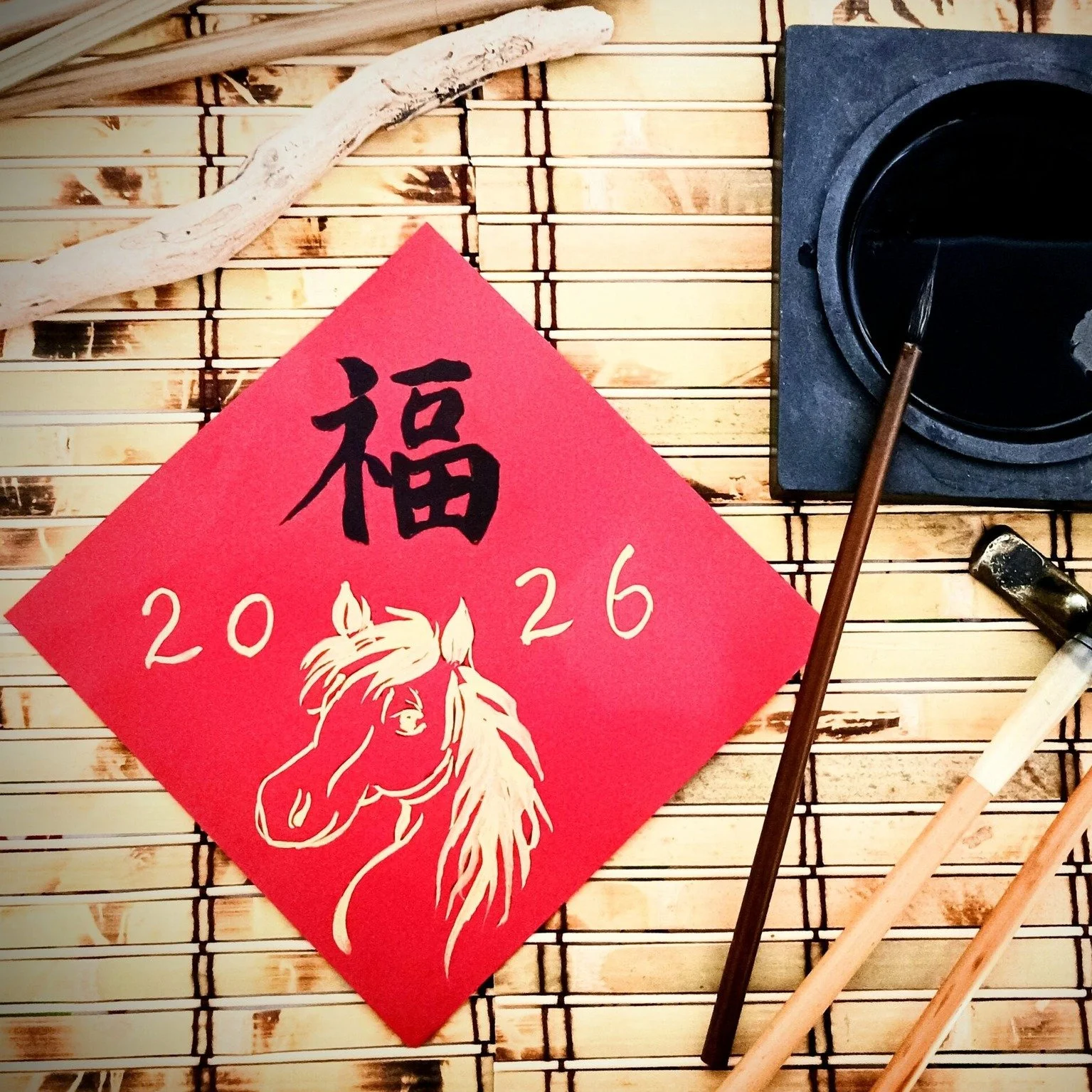 🧧Celebrate the Lunar New Year with Traditional Brush Painting at #CambridgeArtsFestival 

👩&zwj;🎨Taiwanese artist Sho-Jen Dowell will join the Cambridge Arts Festival with a calligraphy workshop celebrating the Lunar New Year.🏮Participants are in