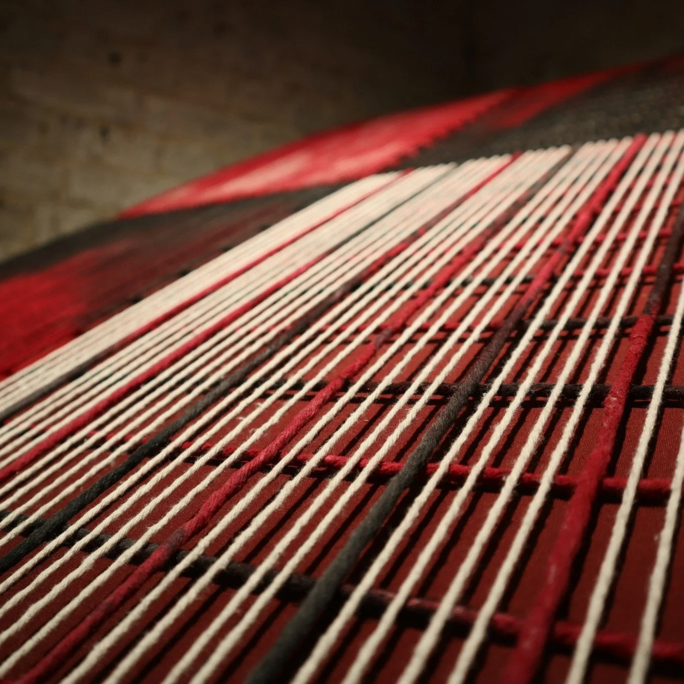 ✨Taiwan Indigenous art shining at London Craft Week 2026

🧵Paiwan artist Kai-Hsuan Chang joins @____blackdot exhibition 'The Invisible Made Visible' during @londoncraftweek. Blending landscape culture with Indigenous weaving traditions, Chang&rsquo;