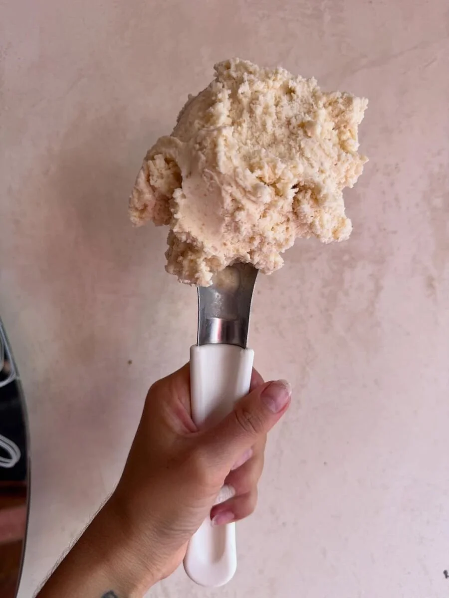 amorcita-gelato-helado-de-pan-de-muerto-foto-amorcitagelato-900x1200.jpg