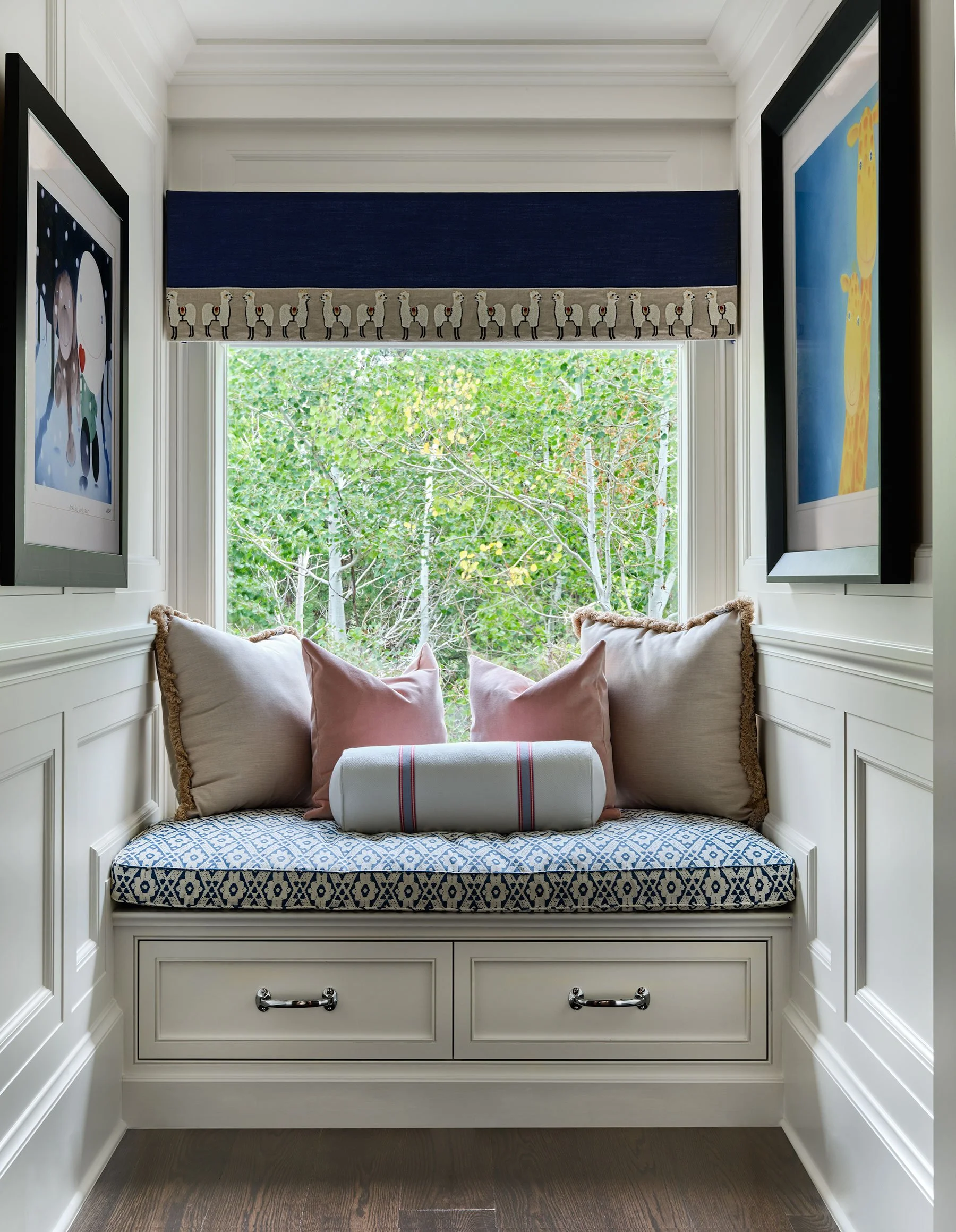 Denice Dr Brody 01-13-23-Hallway-Window-Seat-Web.jpg