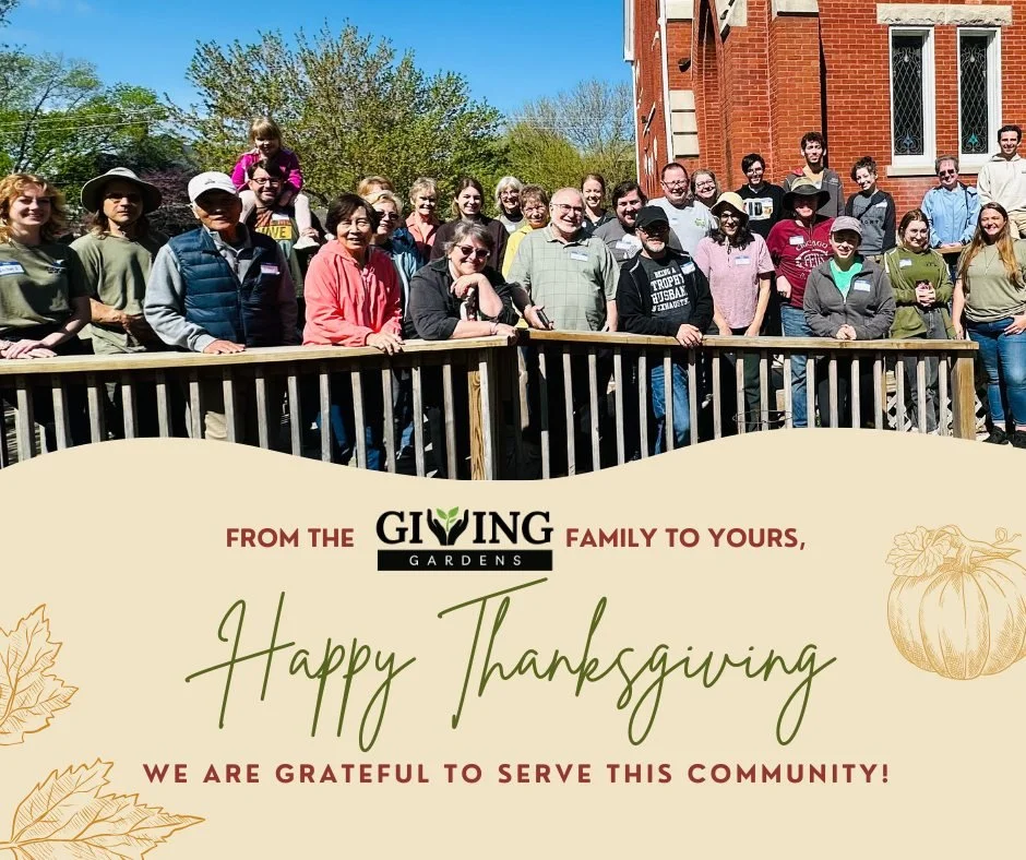 Happy Thanksgiving from The Giving Gardens! If you need lettuce for one of your  dishes, stop by Colchester garden! There is an abundance of beautiful lettuce there as of Tuesday. Enjoy the holiday! 🦃🥕🥗

 #localgrowers #gardening #fallgardening #G