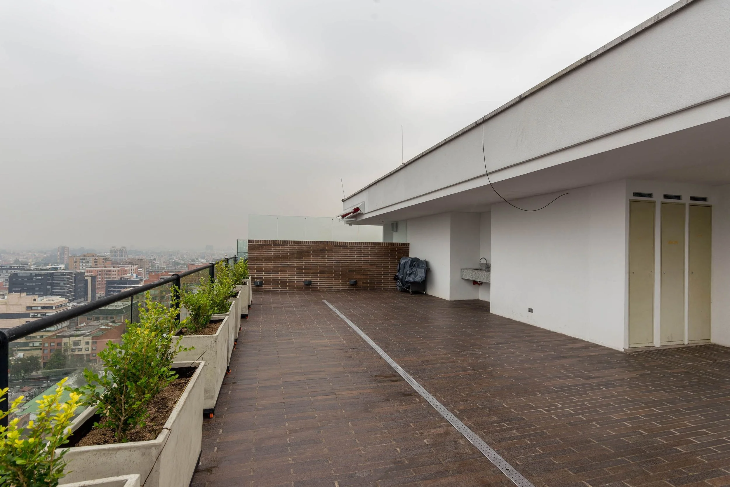 d8a5dd58-b7c1-4261-9e6e-f753d2898215.jpg