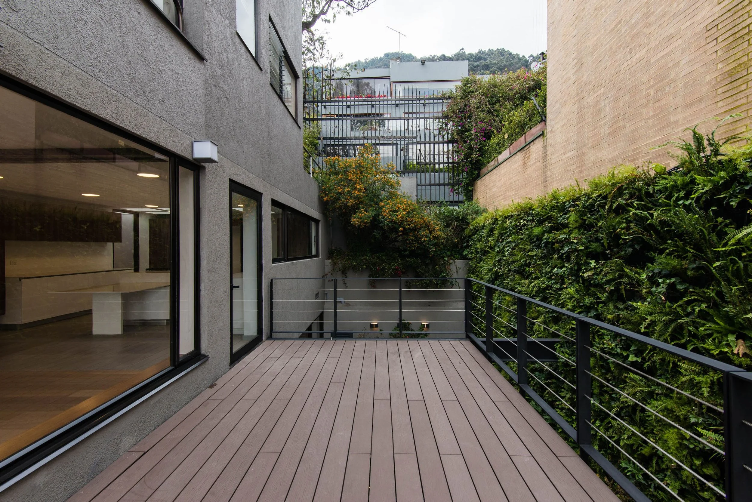 c854eeaf-a38d-4ac8-a075-897f41ac3251.jpg
